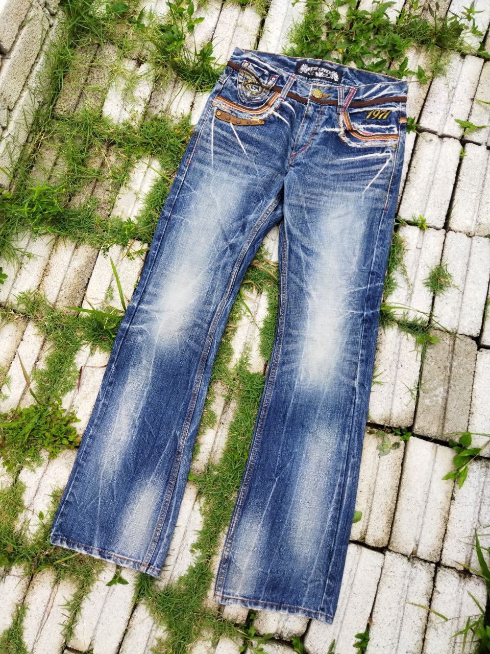 Japanese Brand Vintage Red Pepper Japan Blue Distressed Jeans - Size 31 Size US 31 - 2 Thumbnail