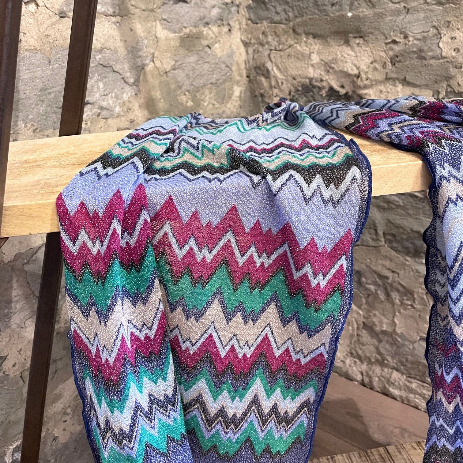Missoni Missoni Navy Blue Fuschia Metallic Thread Zigzag Scarf Size ONE SIZE - 3 Thumbnail