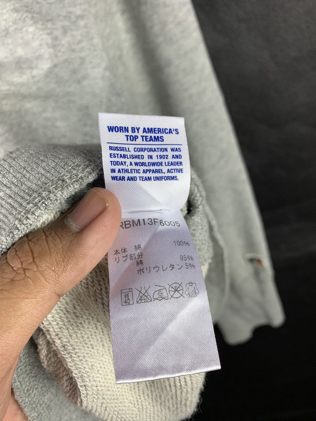 Russell Athletic Russell Athletic Distressed Sweatshirt Size US XL / EU 56 / 4 - 8 Thumbnail
