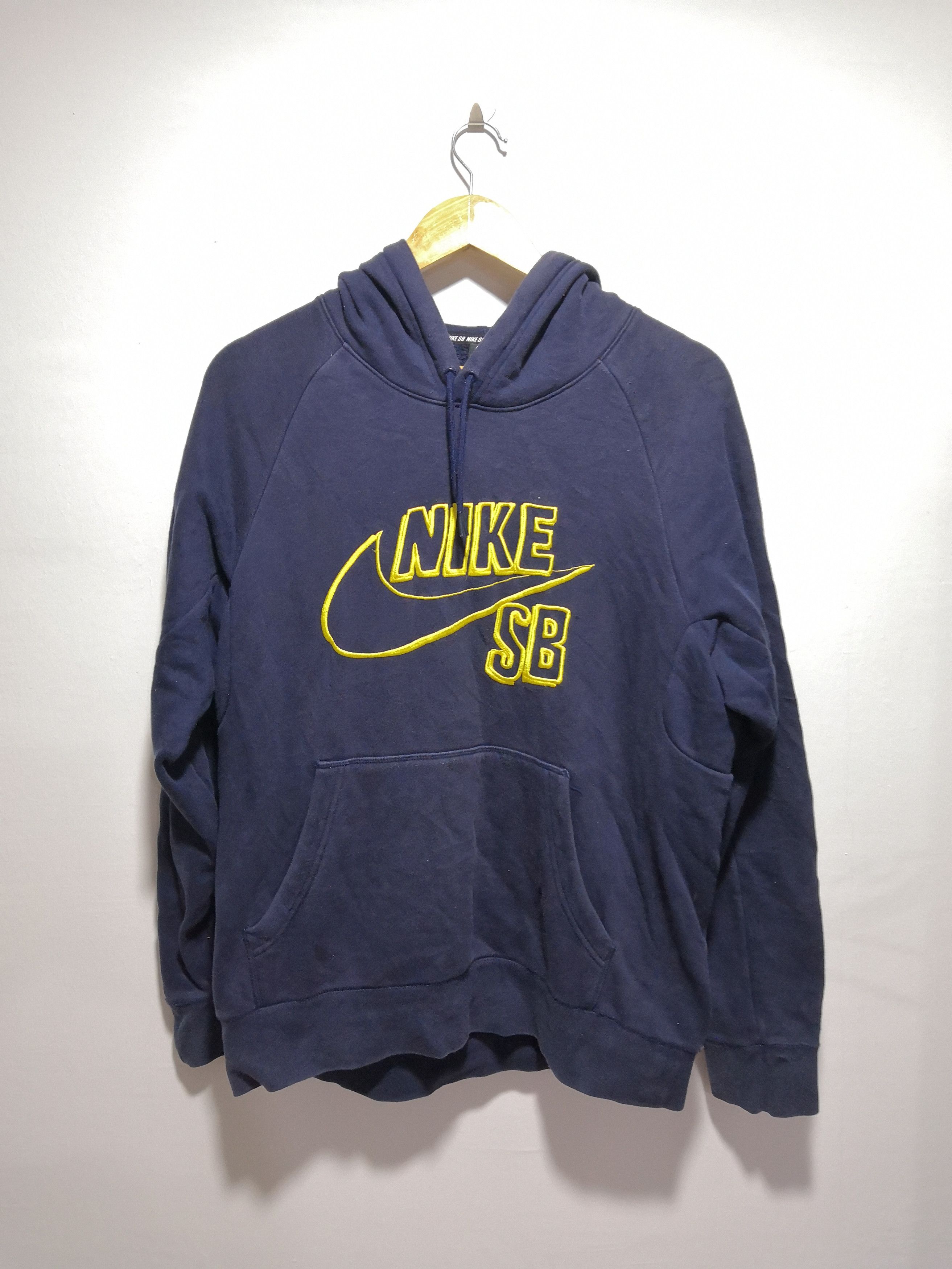 image of Nike Sb Skateboard Sunfaded Big Swoosh Hoodie in Faded Blue, Men's (Size Large)