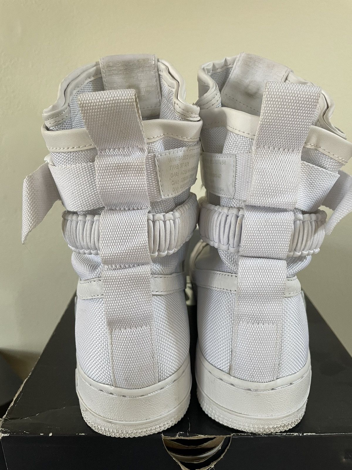Nike Nike Special Field Air Force 1 White Size 8.5 Size US 8.5 / EU 41-42 - 4 Thumbnail