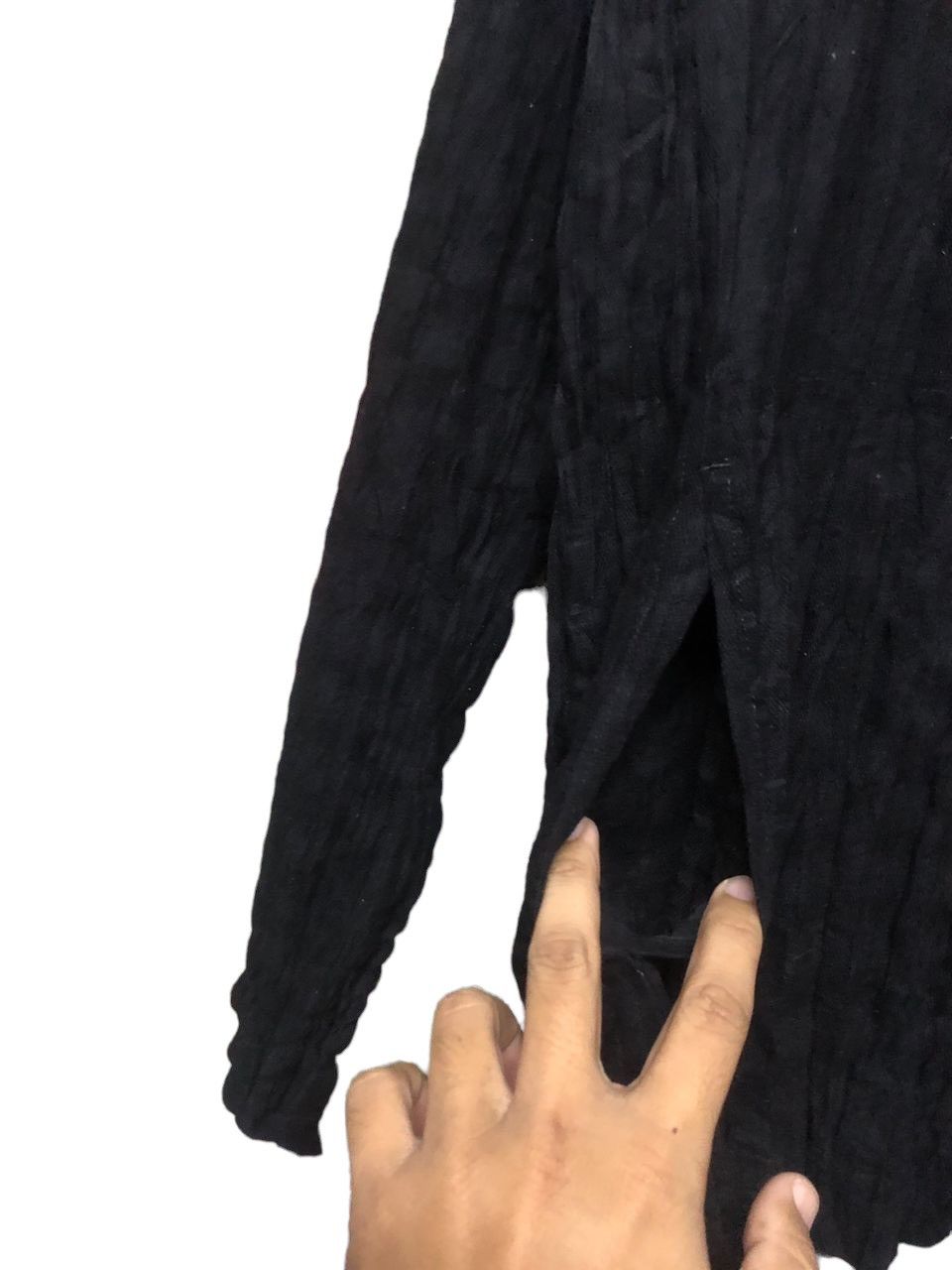 Final Home × Issey Miyake Vtg🌑Issey Miyake Men Permanently Wrinkled Fabric Shirt Size US M / EU 48-50 / 2 - 7 Thumbnail
