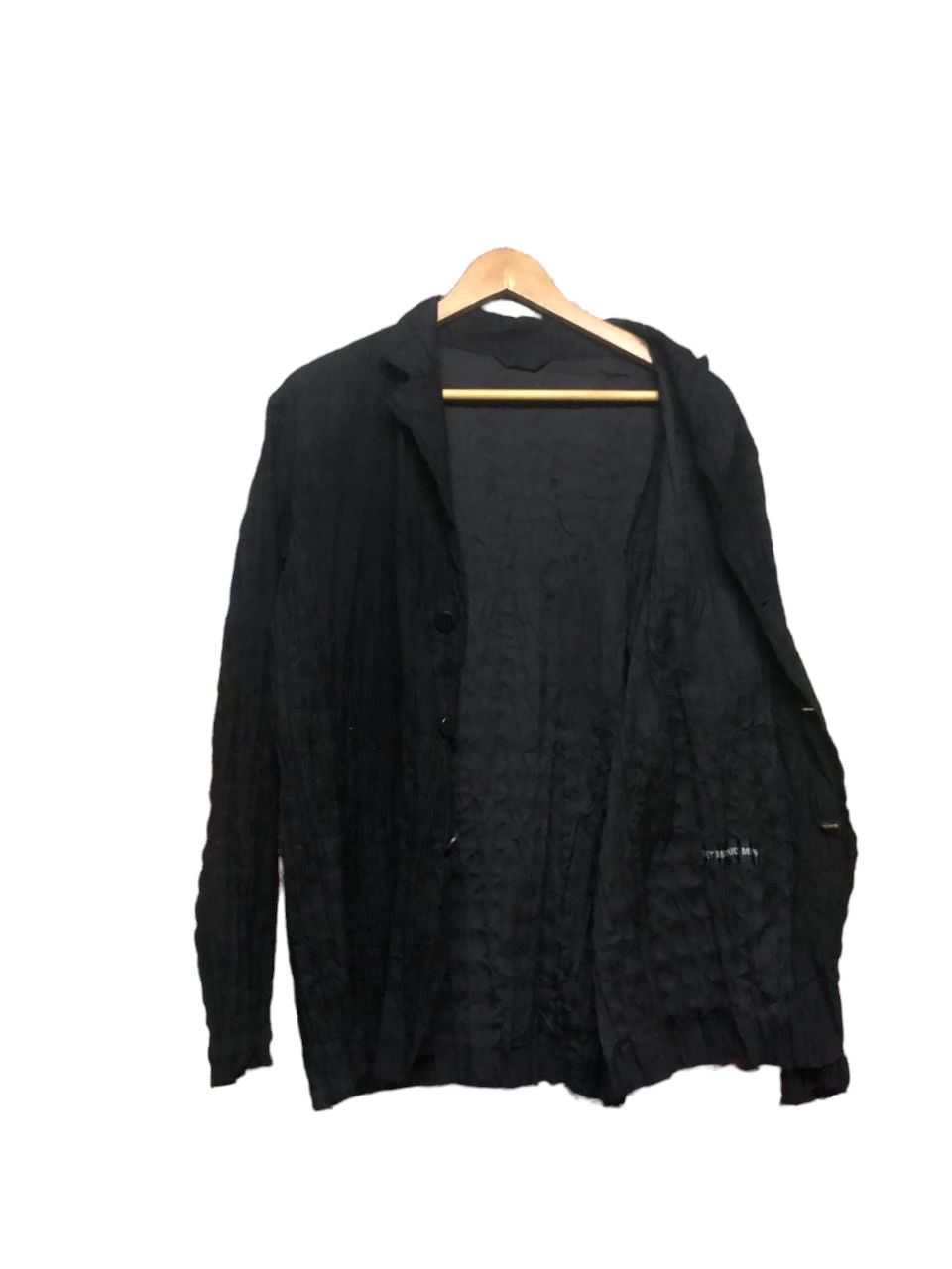 Final Home × Issey Miyake Vtg🌑Issey Miyake Men Permanently Wrinkled Fabric Shirt Size US M / EU 48-50 / 2 - 2 Thumbnail