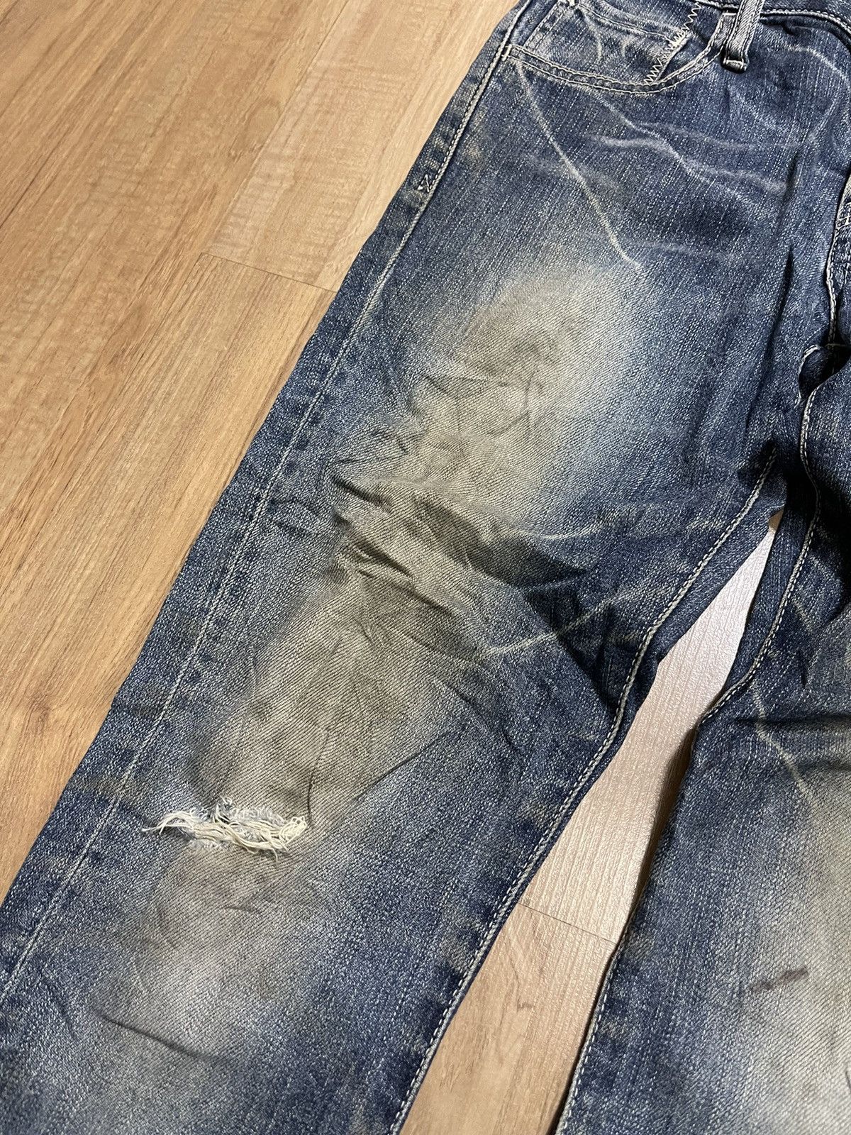 Japanese Brand × Vanquish Vanquish Distressed denim Size US 30 / EU 46 - 2 Thumbnail