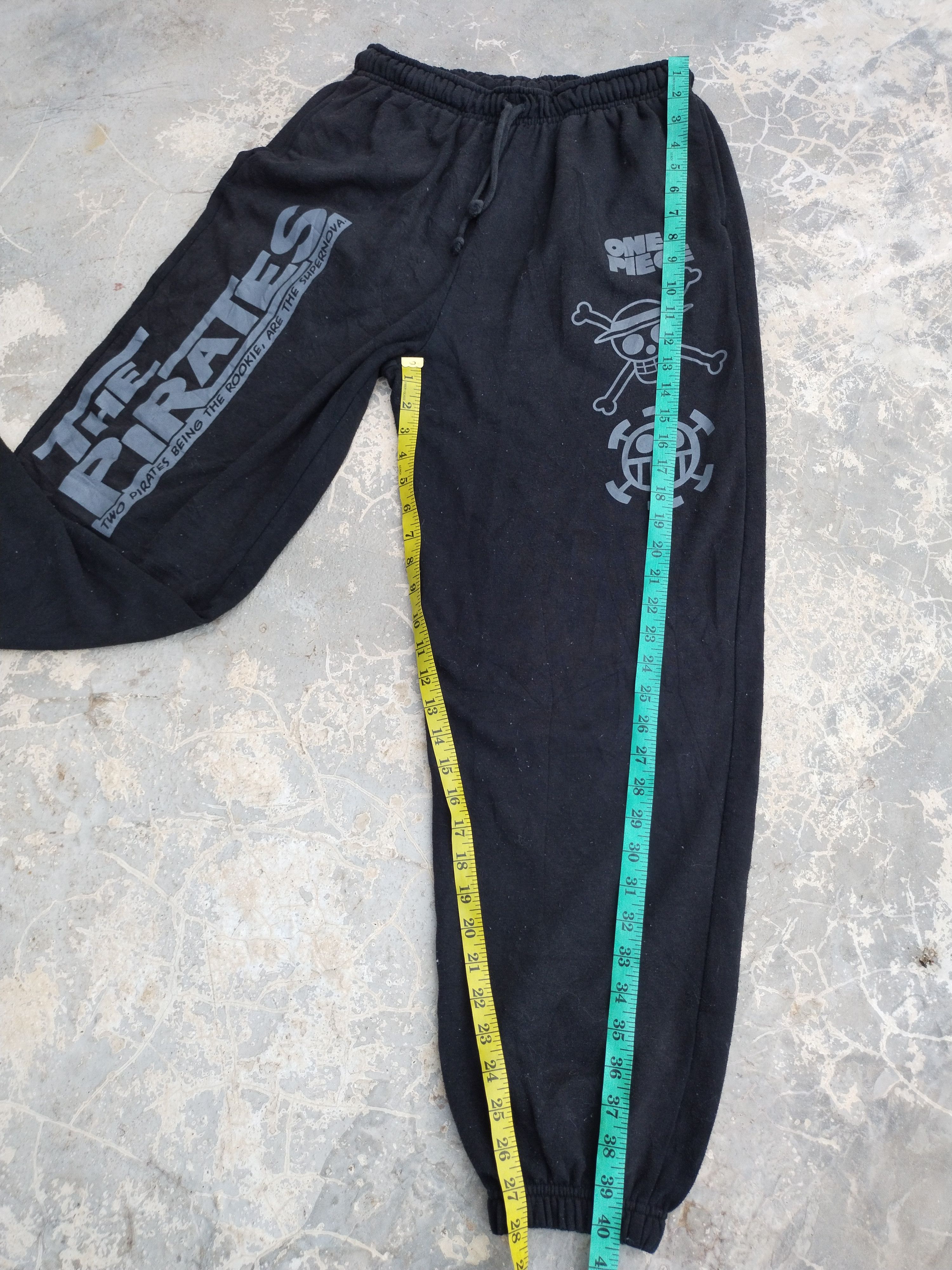 Anime × One Piece × Vintage Vintage One Piece The Pirates Sweatpant Size US 26 / EU 42 - 8 Thumbnail
