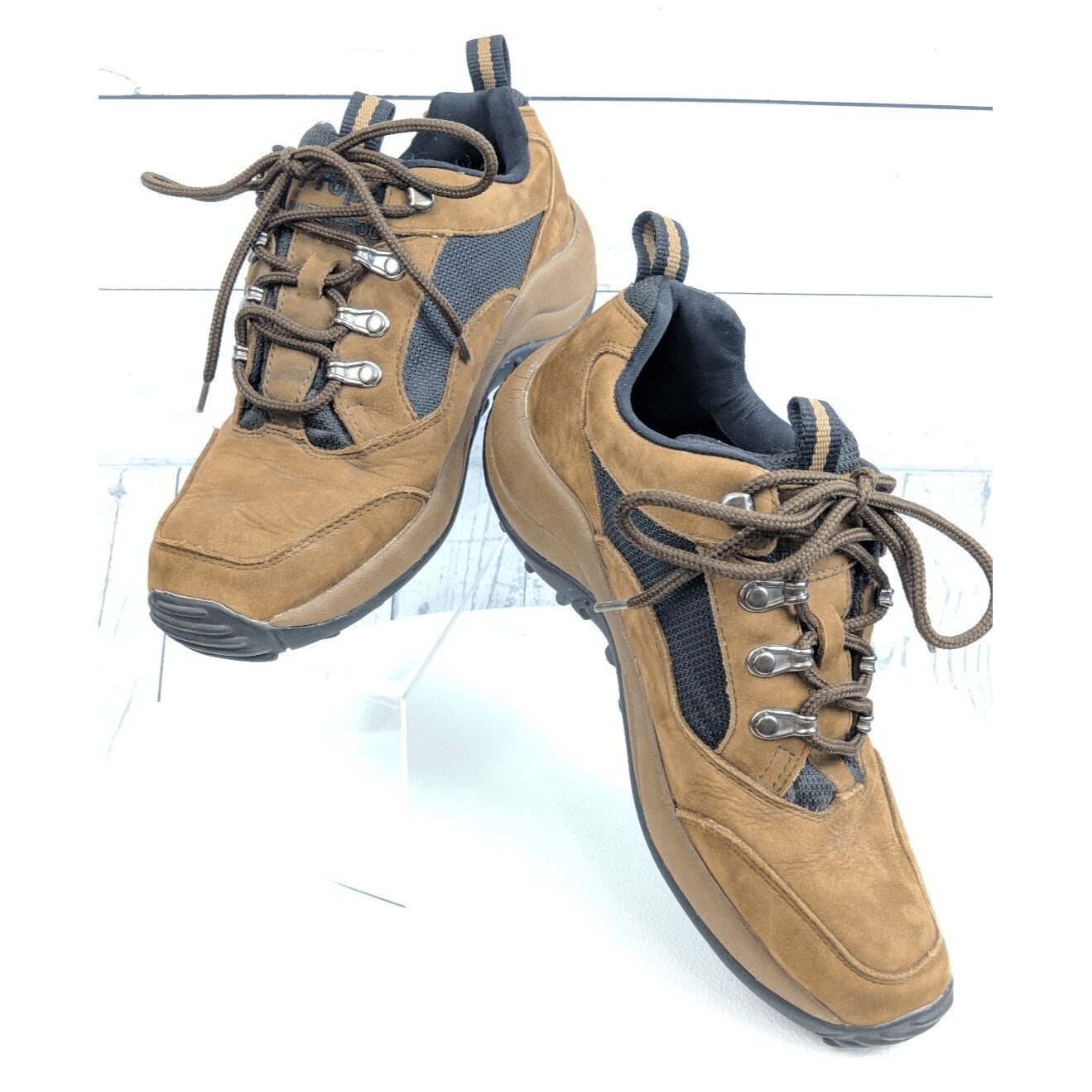 mens walking shoes size 7