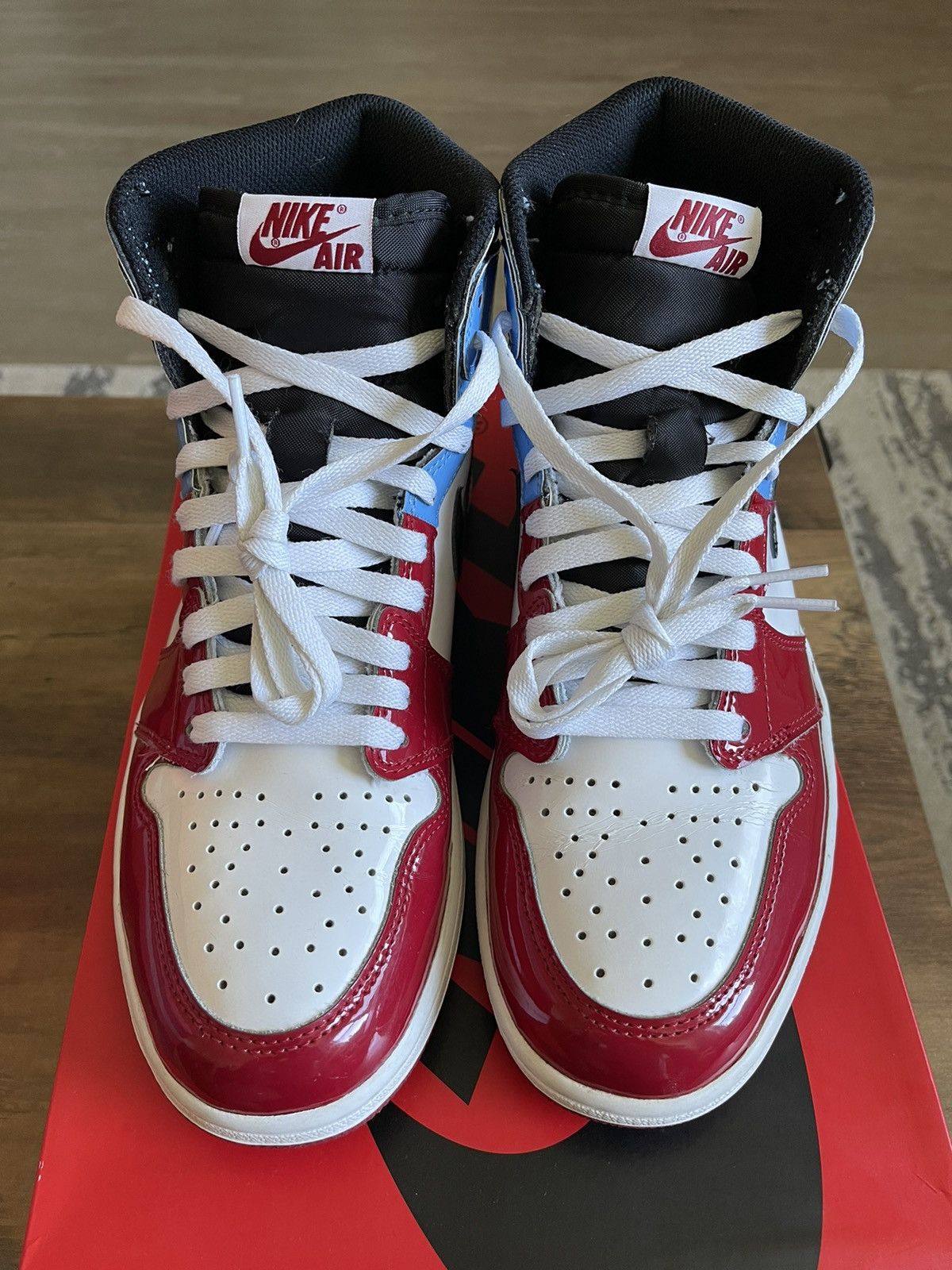 nike jordan 1 high og fearless
