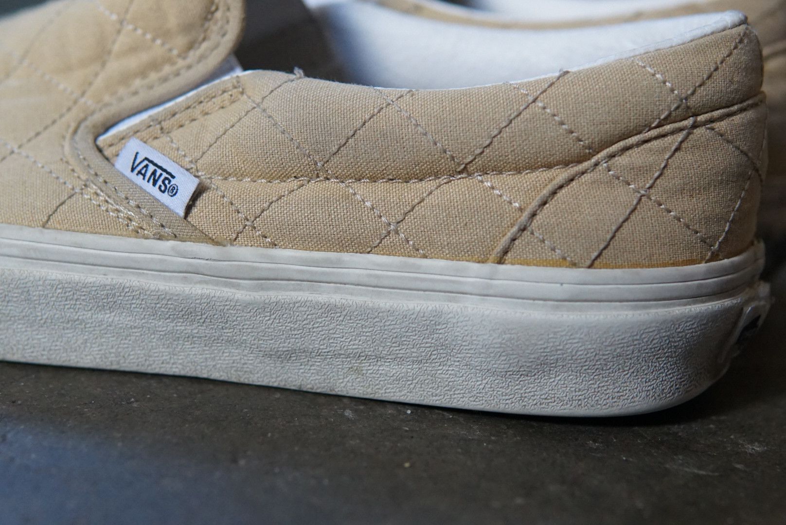 Madewell × Vans Madewell X Vans Classic Size 8.5 Yellow Quilted Slip On Size US 8.5 / EU 41-42 - 6 Thumbnail