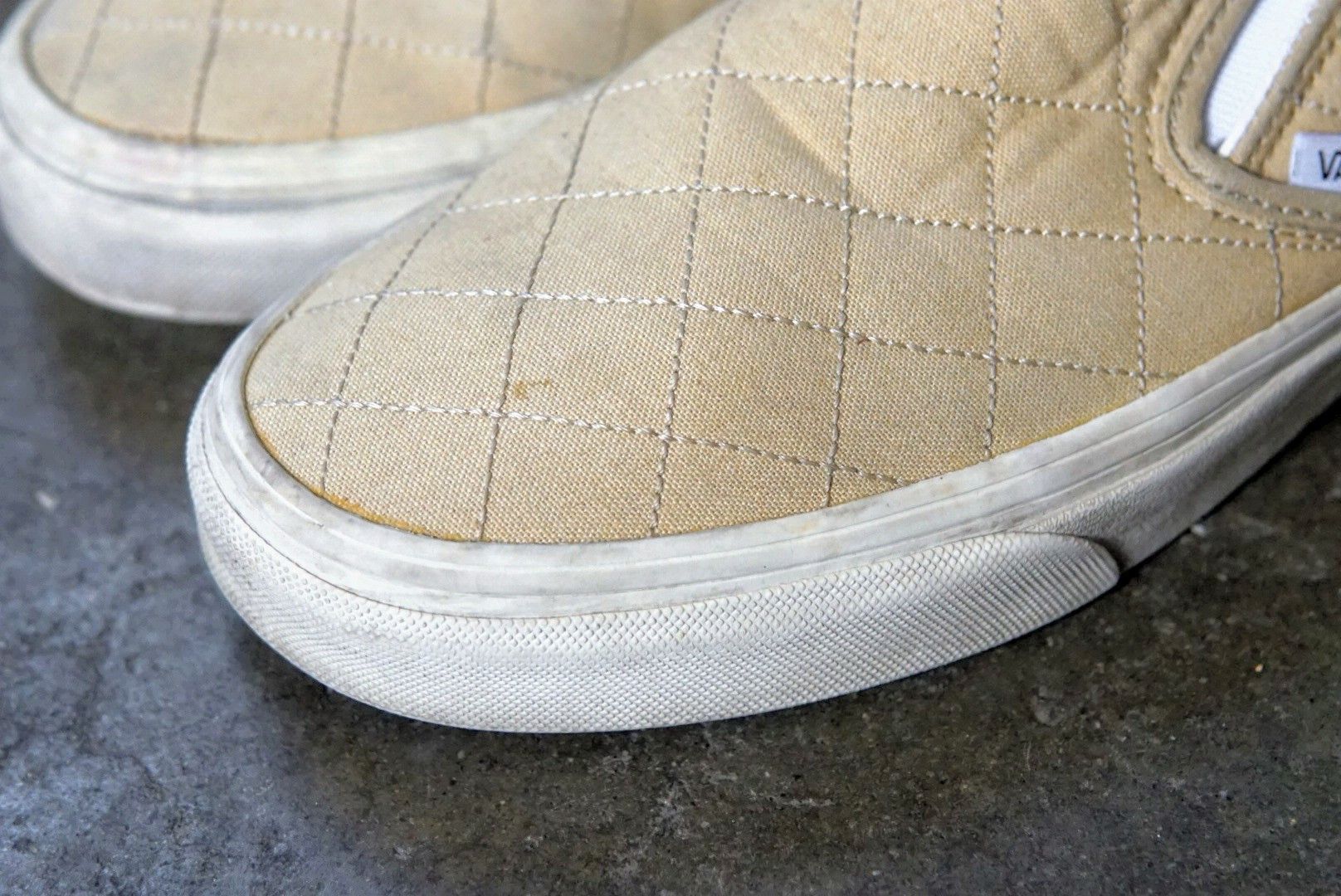 Madewell × Vans Madewell X Vans Classic Size 8.5 Yellow Quilted Slip On Size US 8.5 / EU 41-42 - 4 Thumbnail