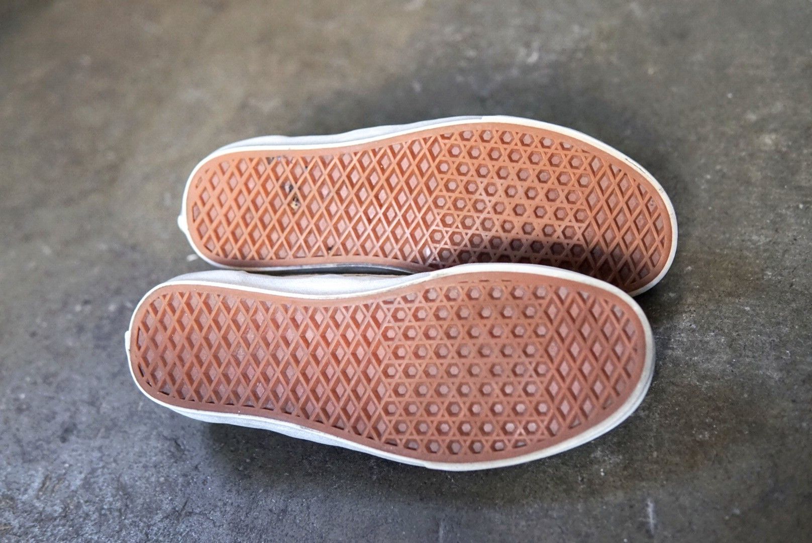 Madewell × Vans Madewell X Vans Classic Size 8.5 Yellow Quilted Slip On Size US 8.5 / EU 41-42 - 12 Thumbnail