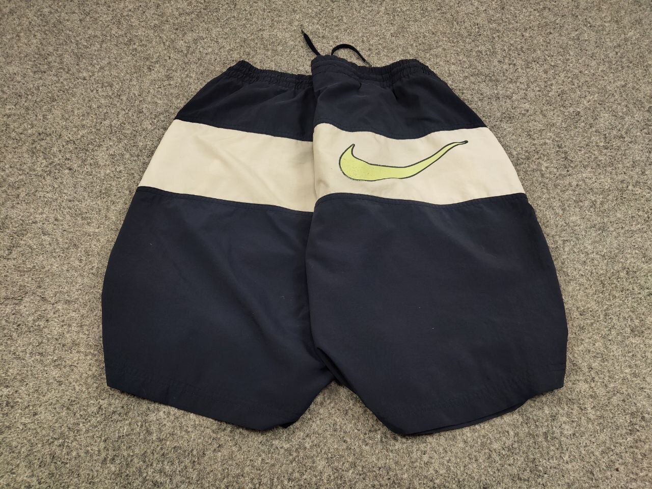 Nike Vintage 90's Nike Shorts Big Logo swoosh casual Streetwear Size US 36 / EU 52 - 2 Thumbnail