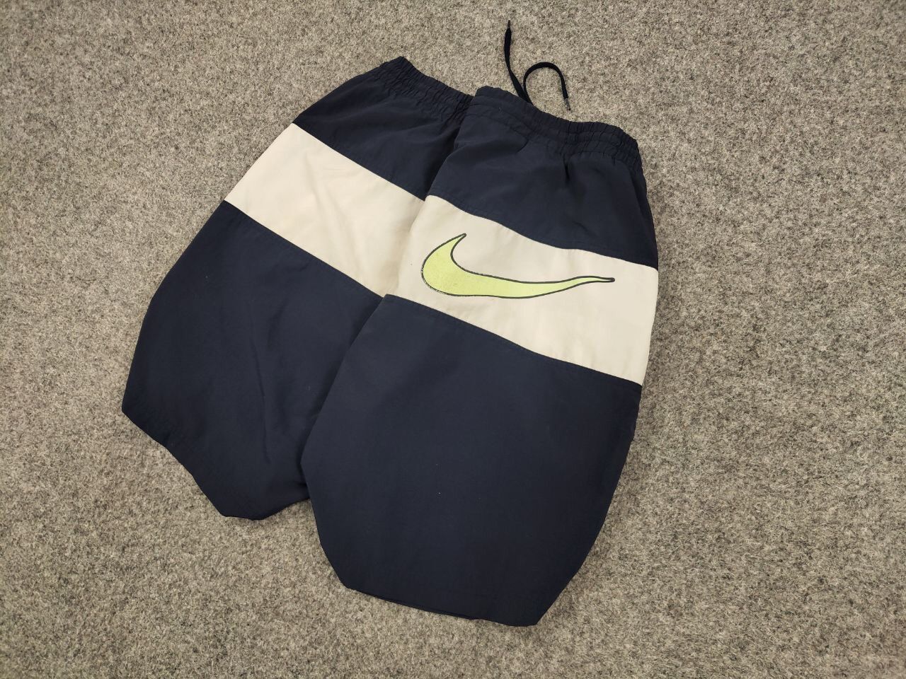 Nike Vintage 90's Nike Shorts Big Logo swoosh casual Streetwear Size US 36 / EU 52 - 3 Thumbnail