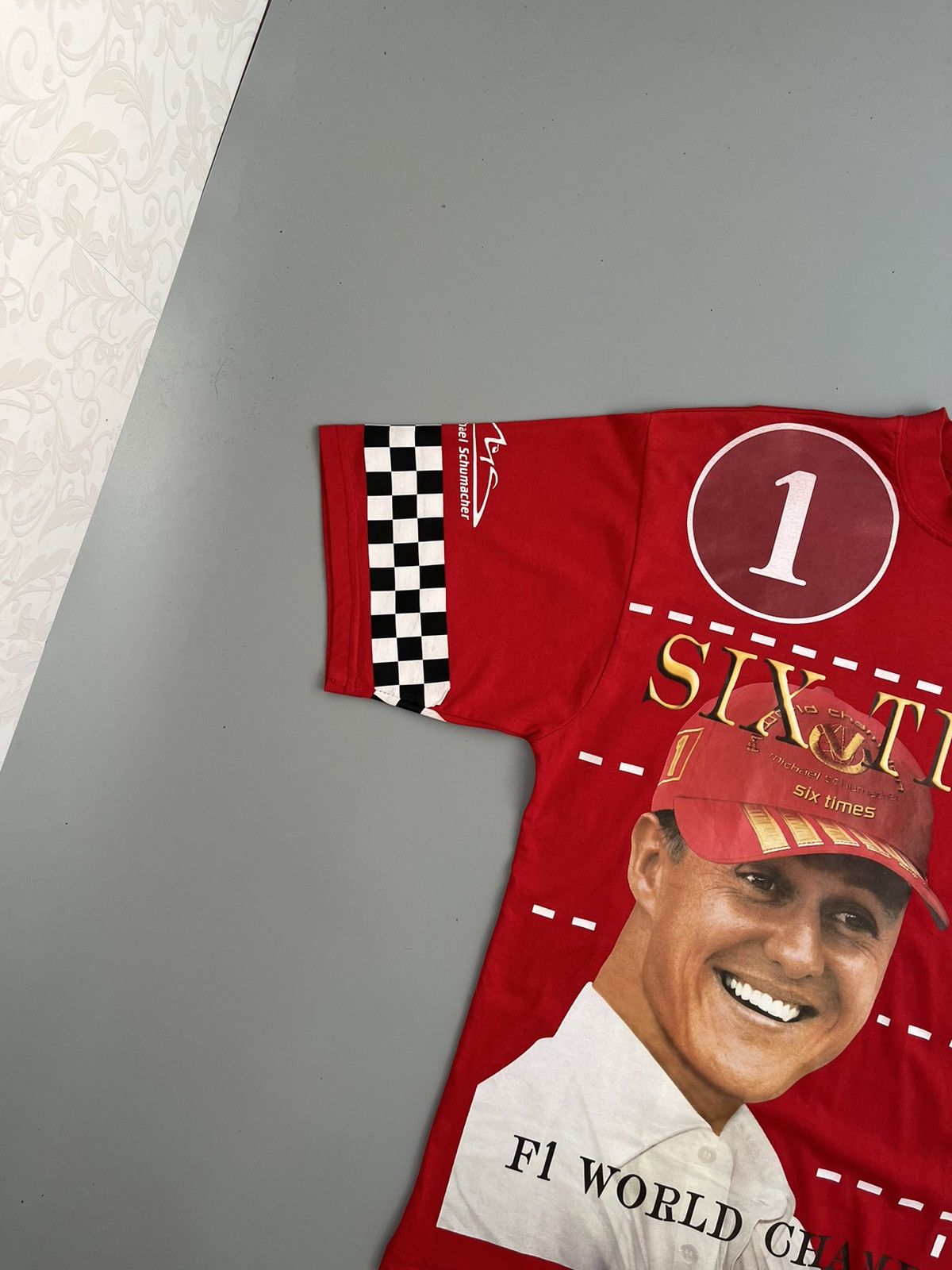 Ferrari Mens Vintage T-shirt Michael Schumacher Rare Size US L / EU 52-54 / 3 - 2 Thumbnail