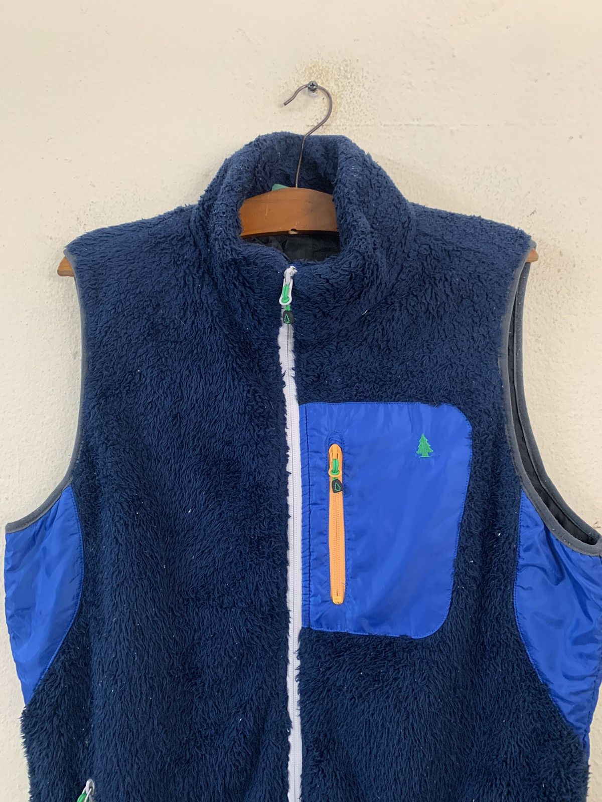 Other Woods Canada Fleece Vest Size US L / EU 52-54 / 3 - 4 Thumbnail