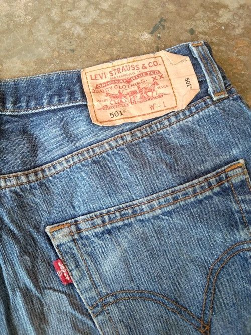 Levi's × Vintage Vintage Levis 501 Distressed Jeans 33x34 Size US 33 - 3 Thumbnail