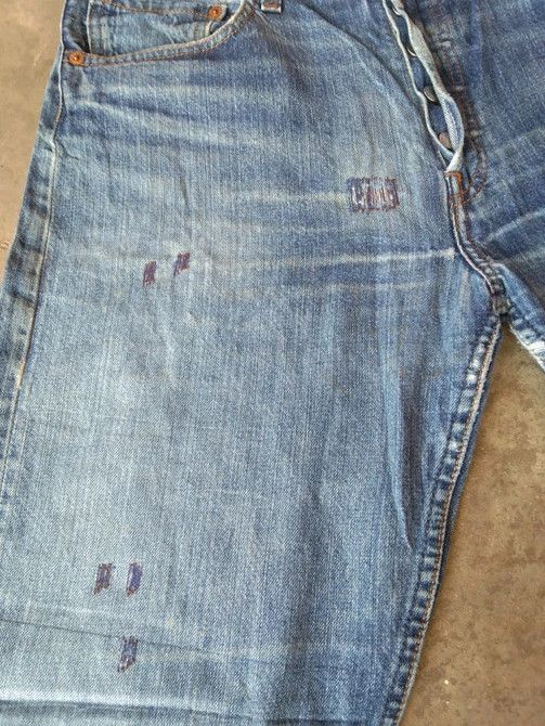 Levi's × Vintage Vintage Levis 501 Distressed Jeans 33x34 Size US 33 - 5 Thumbnail