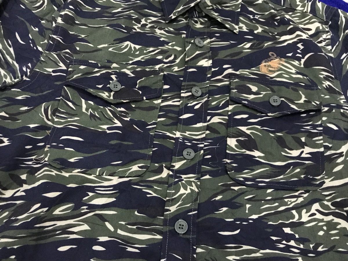 Vintage TIGER STRIPE ARMY Tshirt Size US L / EU 52-54 / 3 - 4 Thumbnail