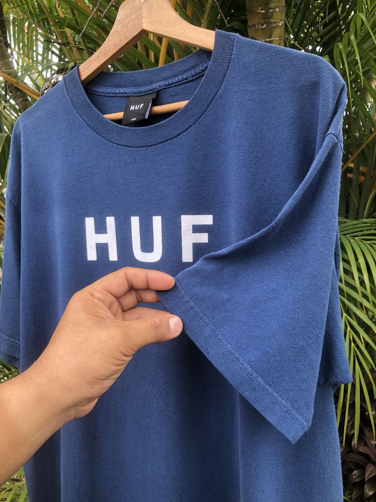 Huf Last Drop🔥Rare🔥Vintage Faded Huf Skate logo T Shirt Size US L / EU 52-54 / 3 - 6 Thumbnail