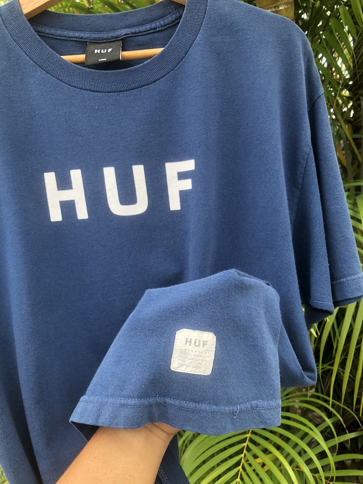 Huf Last Drop🔥Rare🔥Vintage Faded Huf Skate logo T Shirt Size US L / EU 52-54 / 3 - 4 Thumbnail