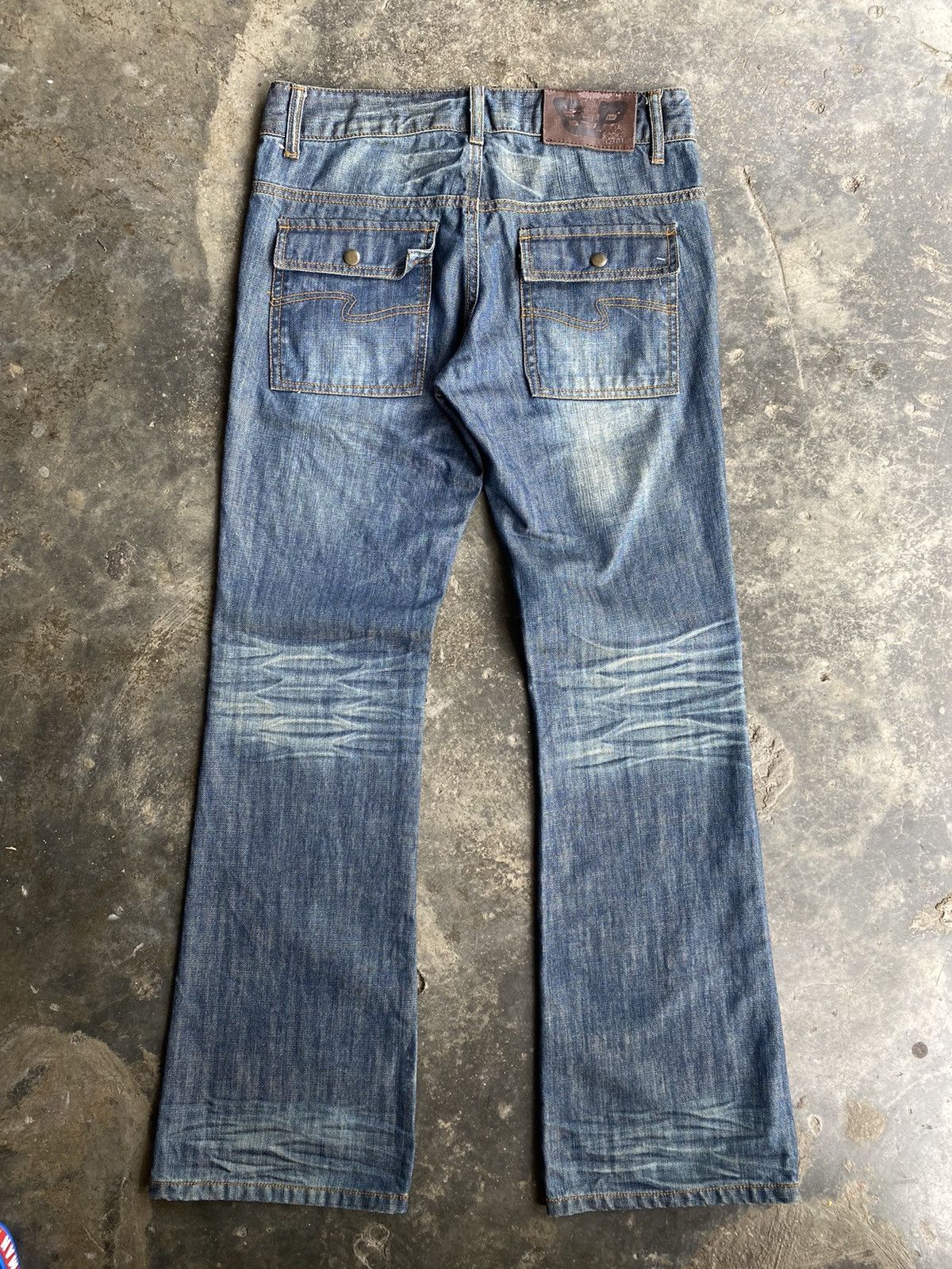 Japanese Brand Bushpants Flare Jeans Size US 31 - 2 Thumbnail