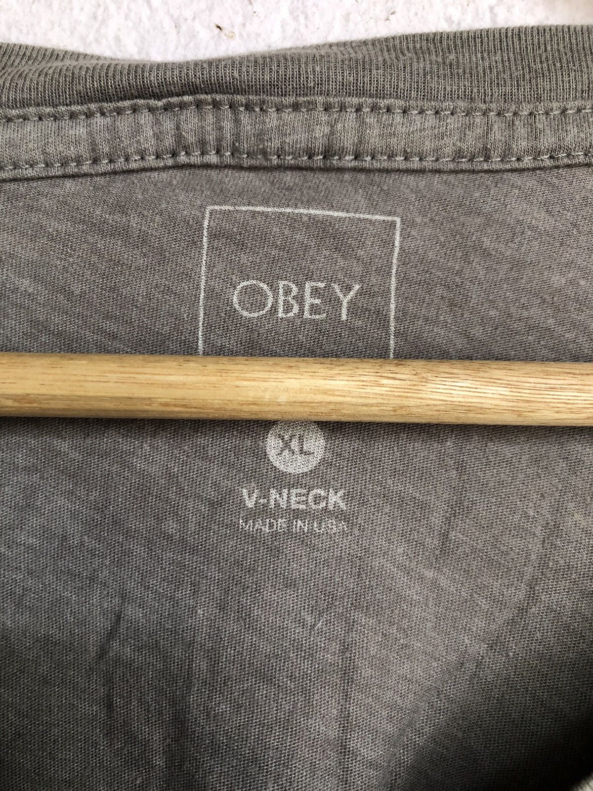 Obey Vintage Obey V neck Size US XL / EU 56 / 4 - 2 Thumbnail