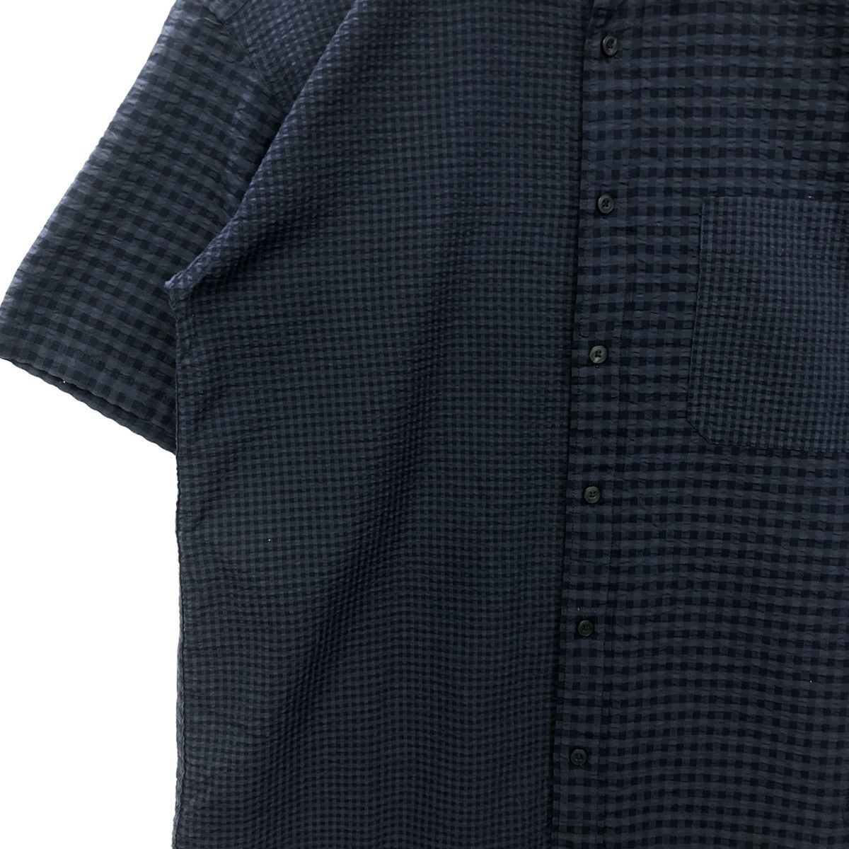 JW Anderson × Uniqlo J.W.Anderson Collab With Uniqlo Designer Button Tshirt Size US M / EU 48-50 / 2 - 6 Thumbnail