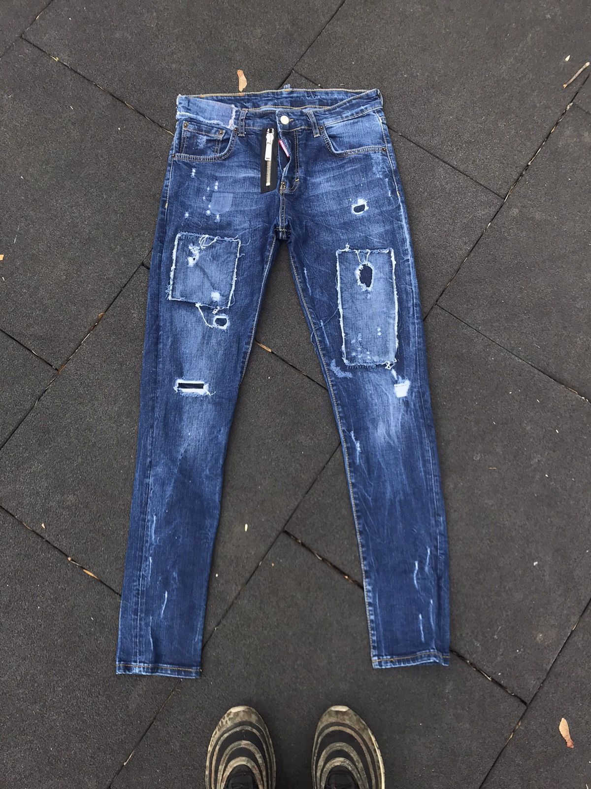 Dsquared2 Dsquared2 Jeans Distressed Denim Faded pants Size US 30 / EU 46 - 1 Thumbnail