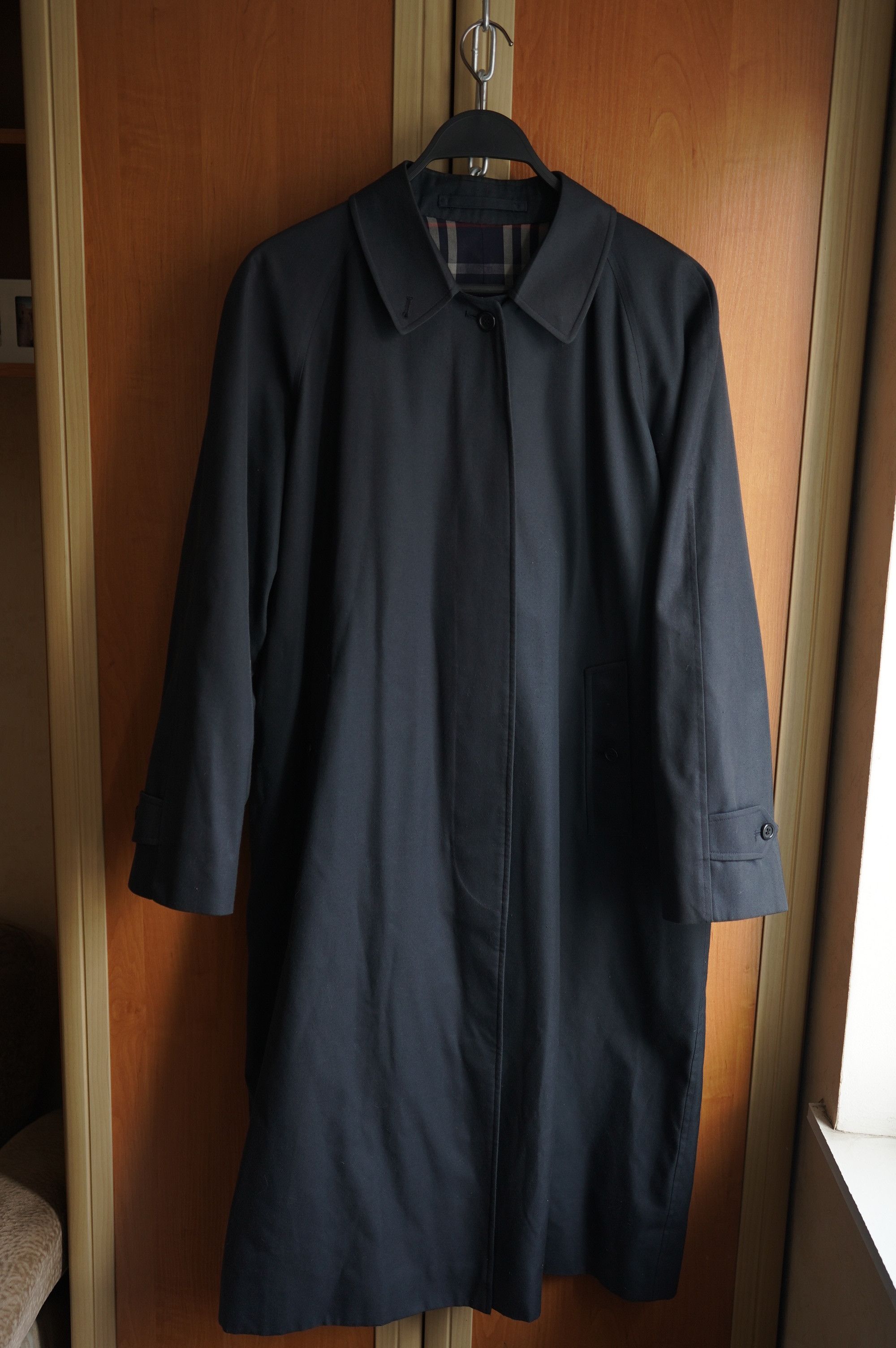 image of Burberrys Navy Trench Coat Vintage Great Condition Burberry, Men's (Size Large)