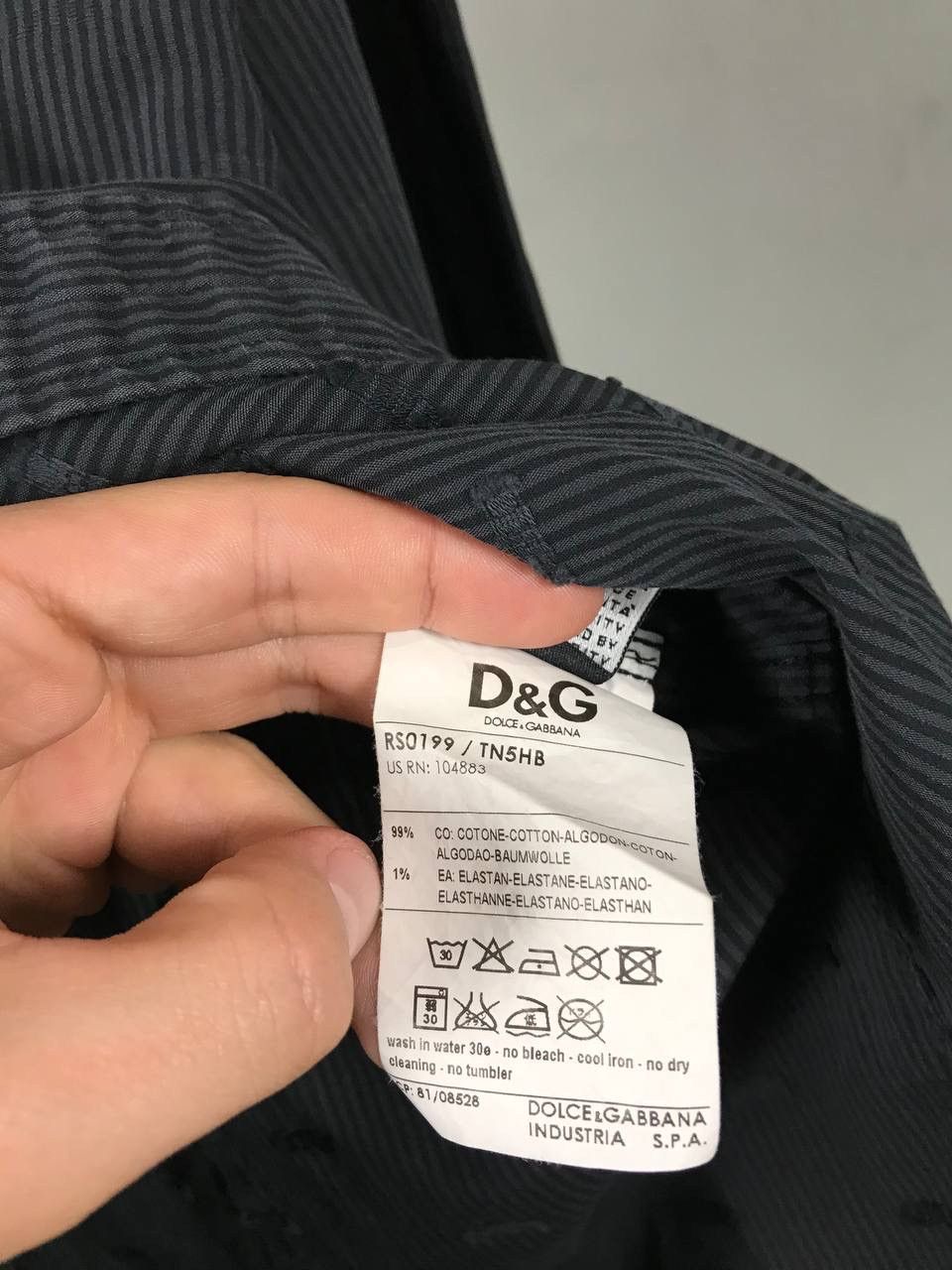 Dolce & Gabbana Dolce&gabbana luxury vintage monogram shirt Size US XL / EU 56 / 4 - 5 Thumbnail