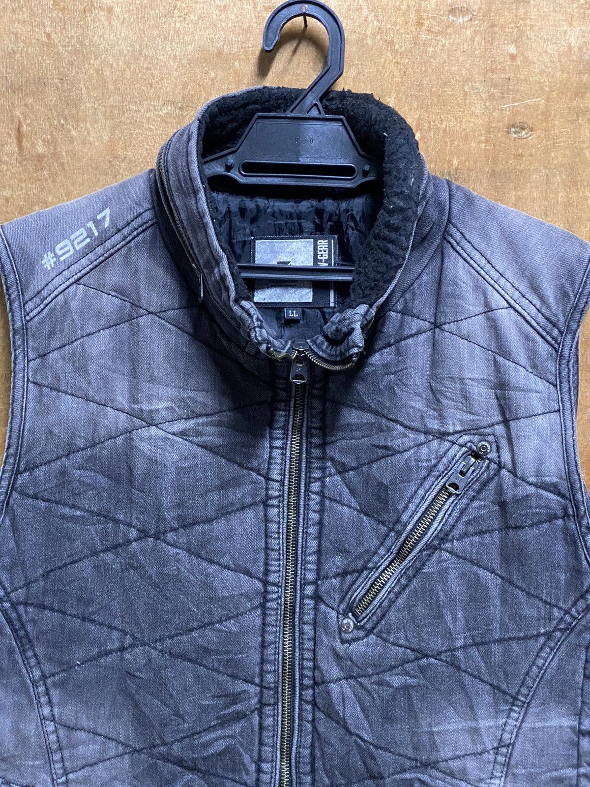 FRONTEER × Japanese Brand Rugged Frontier Vest Denim Jacket Size US L / EU 52-54 / 3 - 2 Thumbnail