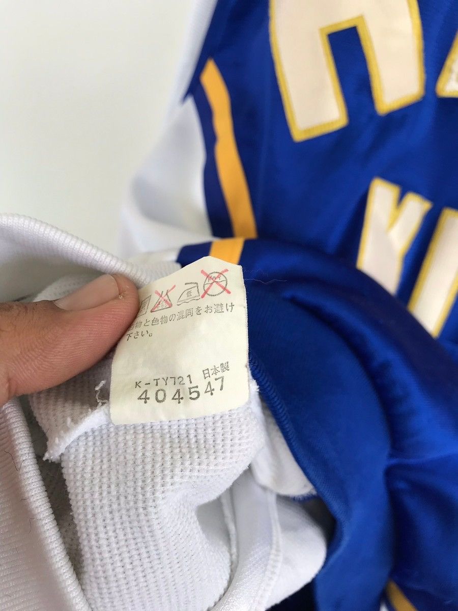 Champion Vintage Champion Japan Streetwear Casual Sweater Size US L / EU 52-54 / 3 - 6 Thumbnail