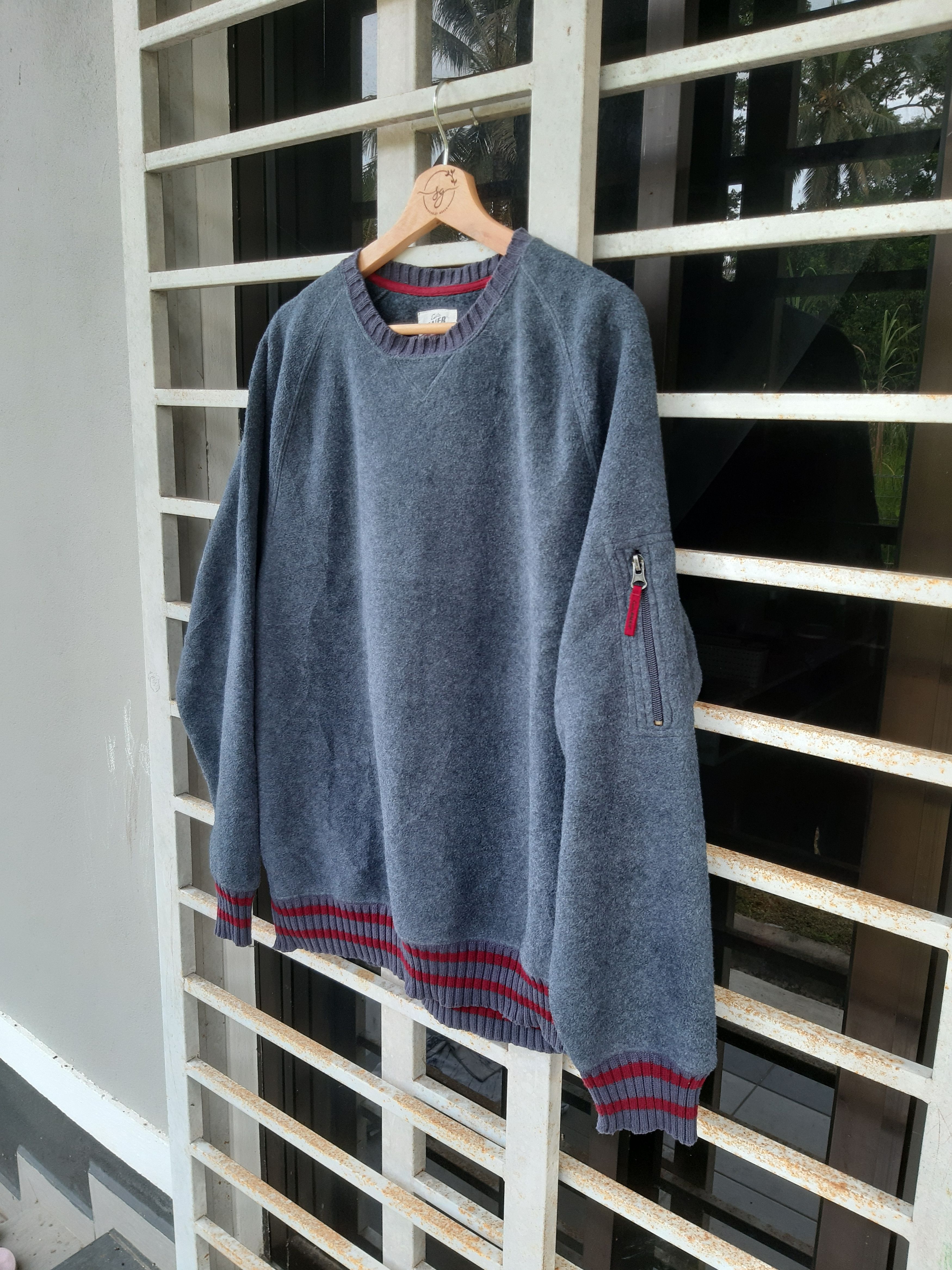 Eddie Bauer True Vintage Eddie Bauer Sleeve Pocket Sweater Size US L / EU 52-54 / 3 - 1 Thumbnail