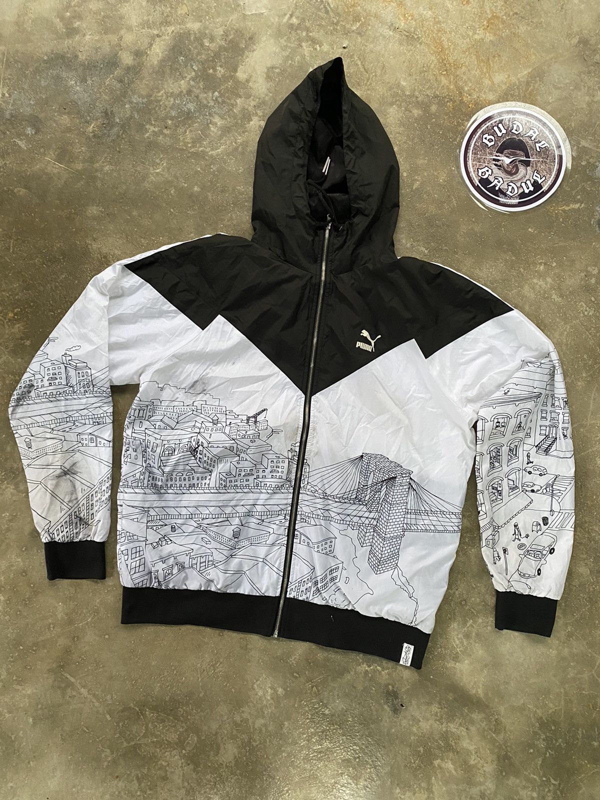 Puma Sale ! PUMA sophias chang windbreaker nice Size US XL / EU 56 / 4 - 1 Thumbnail