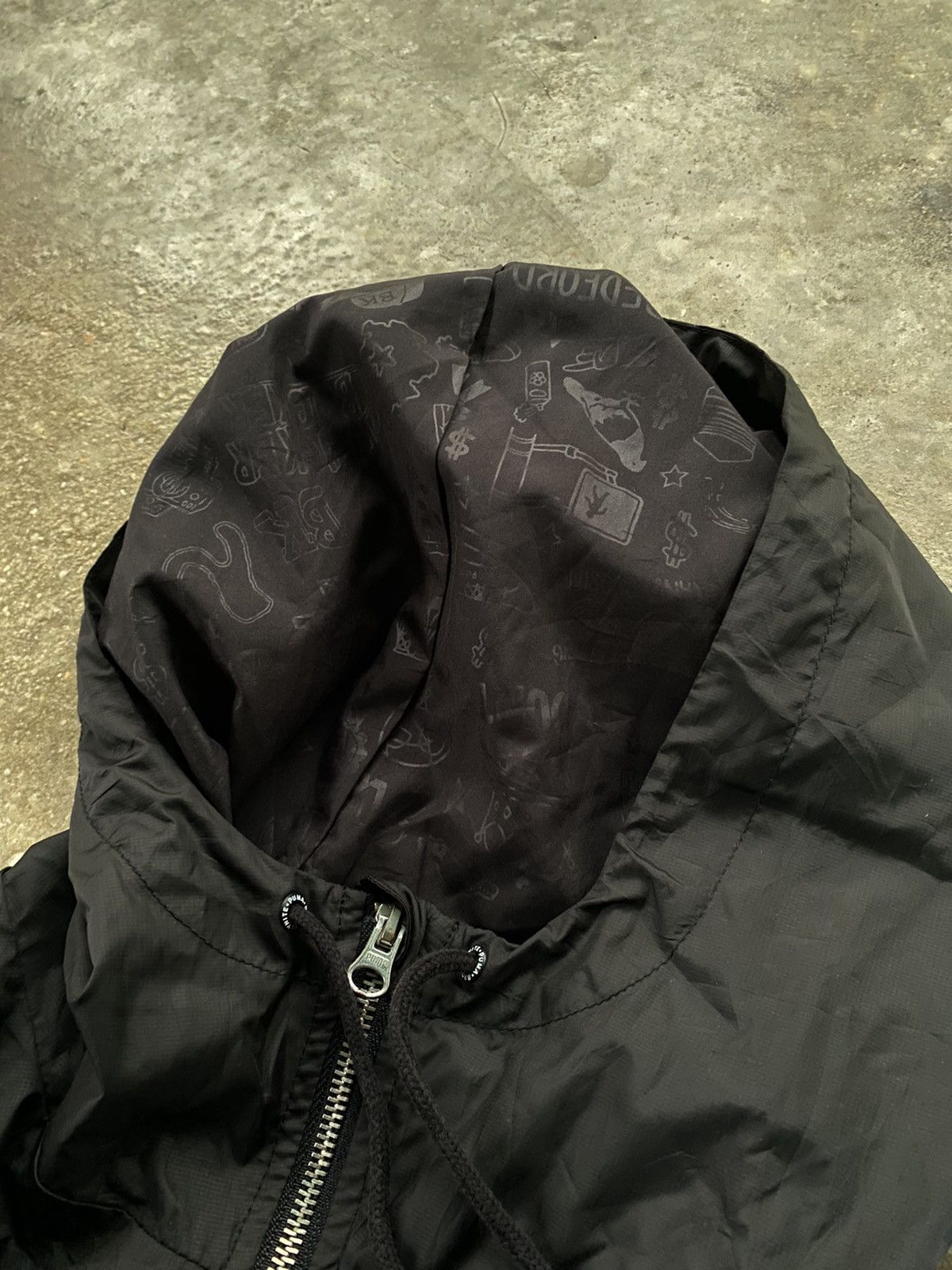 Puma Sale ! PUMA sophias chang windbreaker nice Size US XL / EU 56 / 4 - 7 Thumbnail