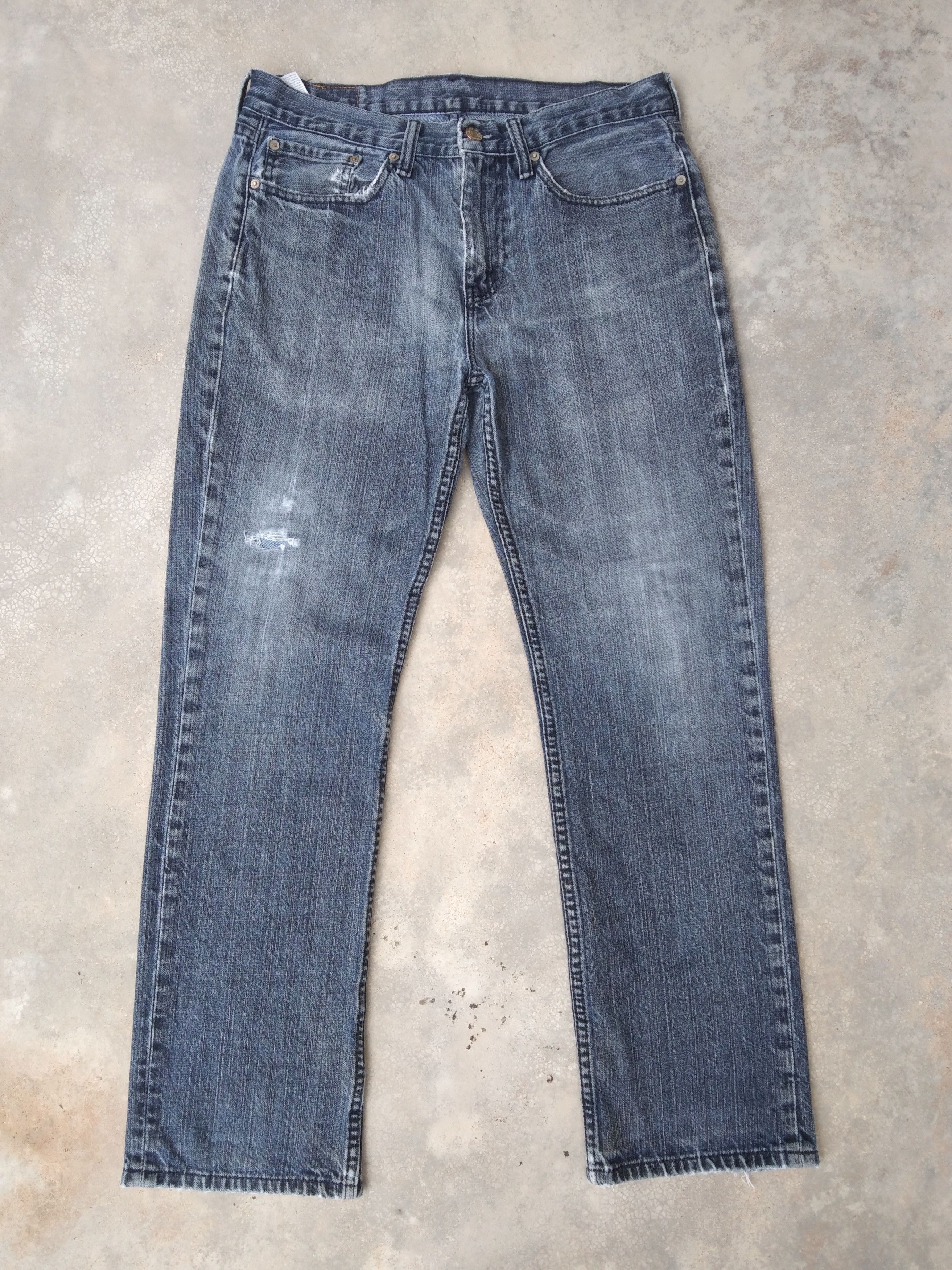 image of Vintage Levi's Jeans 514 Faded Blue Distressed Denim 32X30, Men's