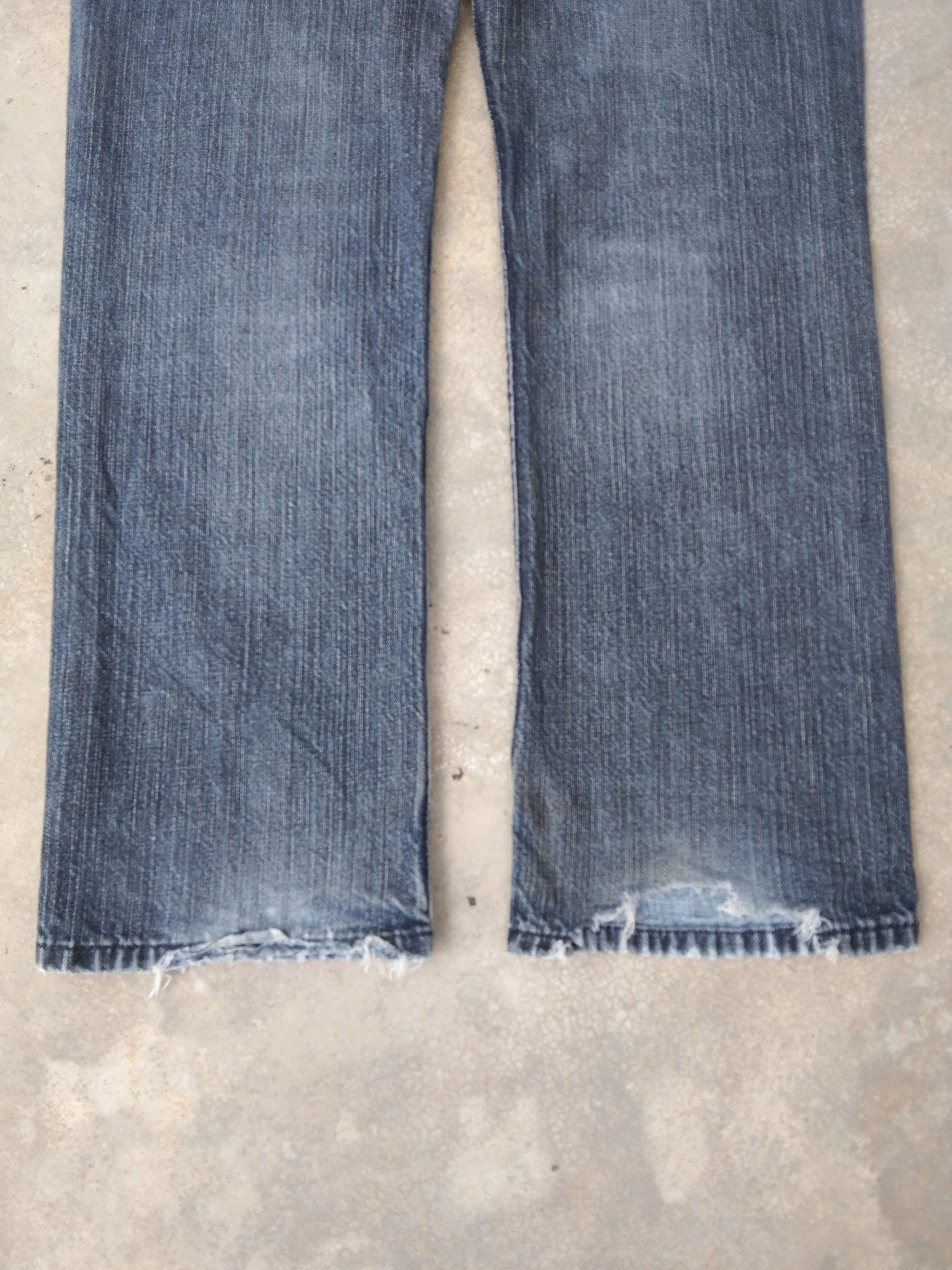 Levi's Vintage Levi's Jeans 514 Straight Leg Distressed Denim 32x30 Size US 32 / EU 48 - 3 Thumbnail