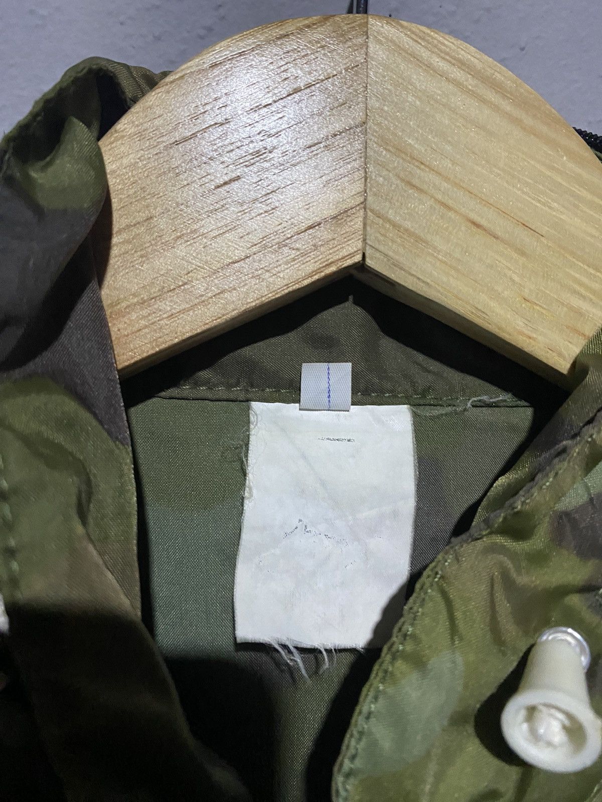 Japanese Brand 🔥SALE🔥MILITARY CAMO JACKET NYLON FABRIC Size US L / EU 52-54 / 3 - 5 Thumbnail