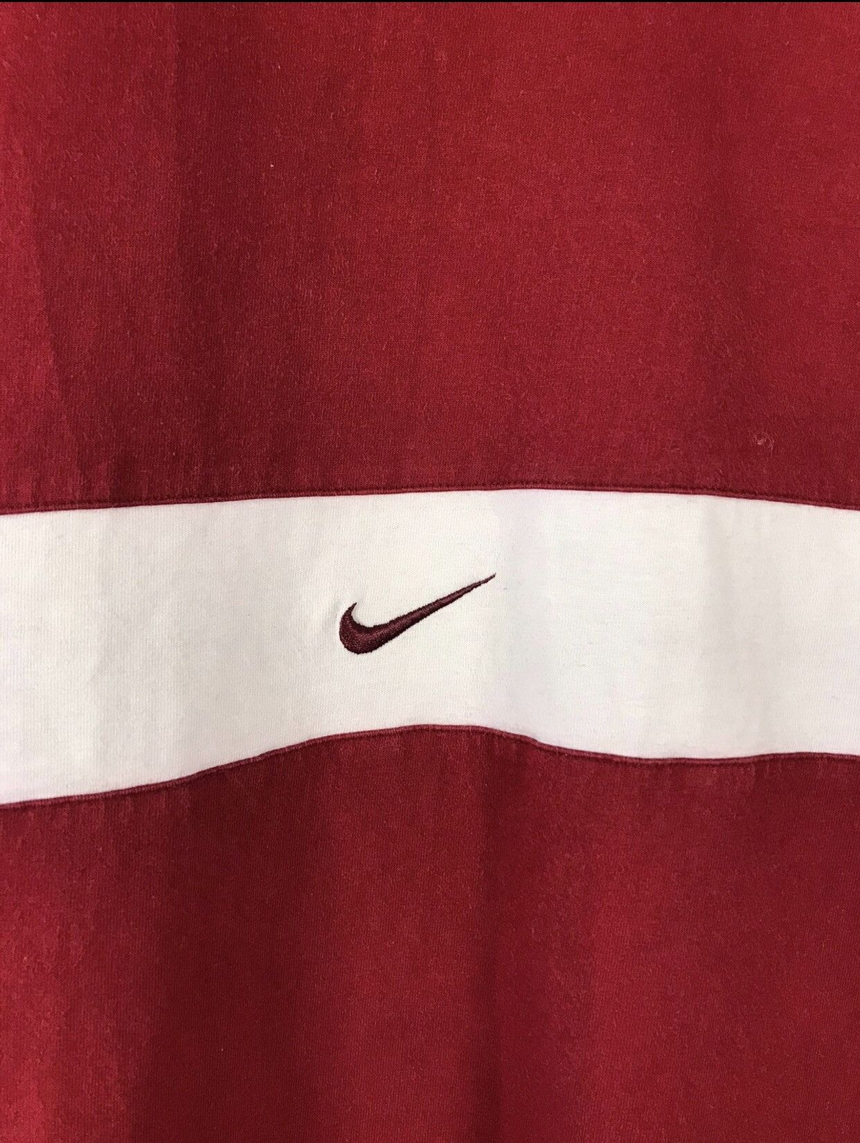 Nike Nike vintage swoosh streetwear center logo tee Size US L / EU 52-54 / 3 - 3 Thumbnail