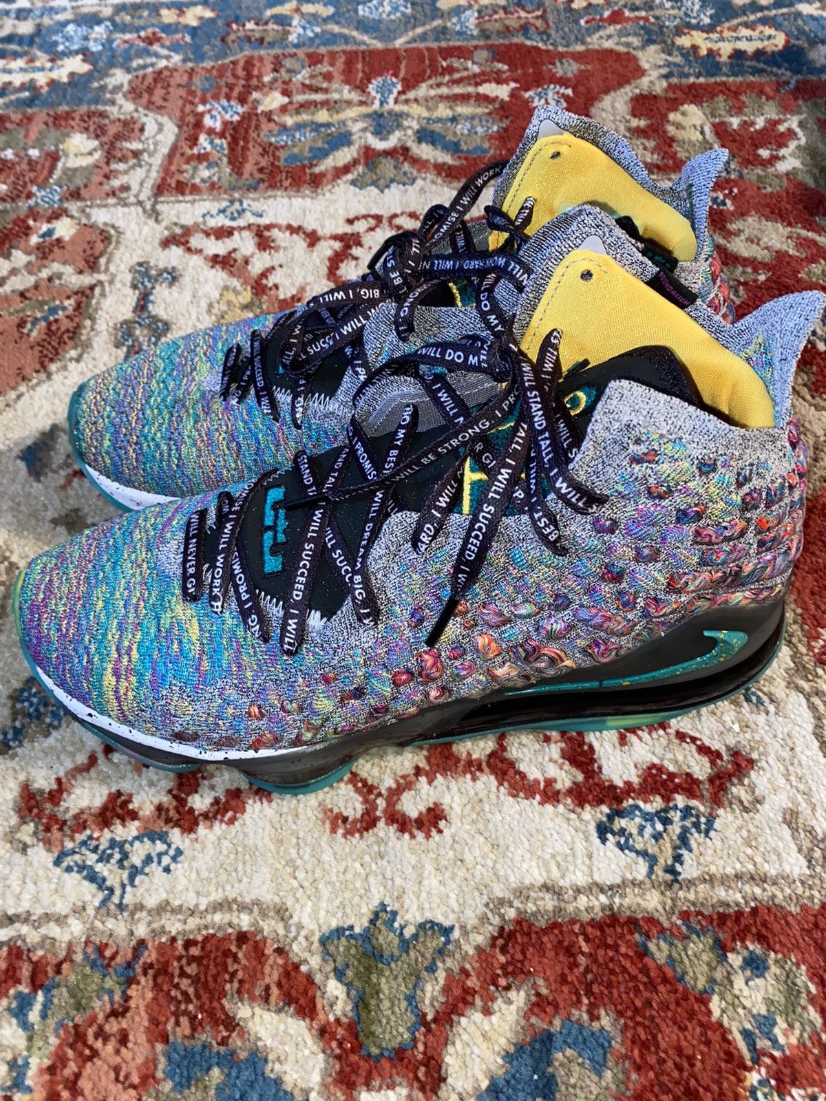 Nike Nike Lebrun James 17 “I Promise” Size US 9 / EU 42 - 6 Thumbnail