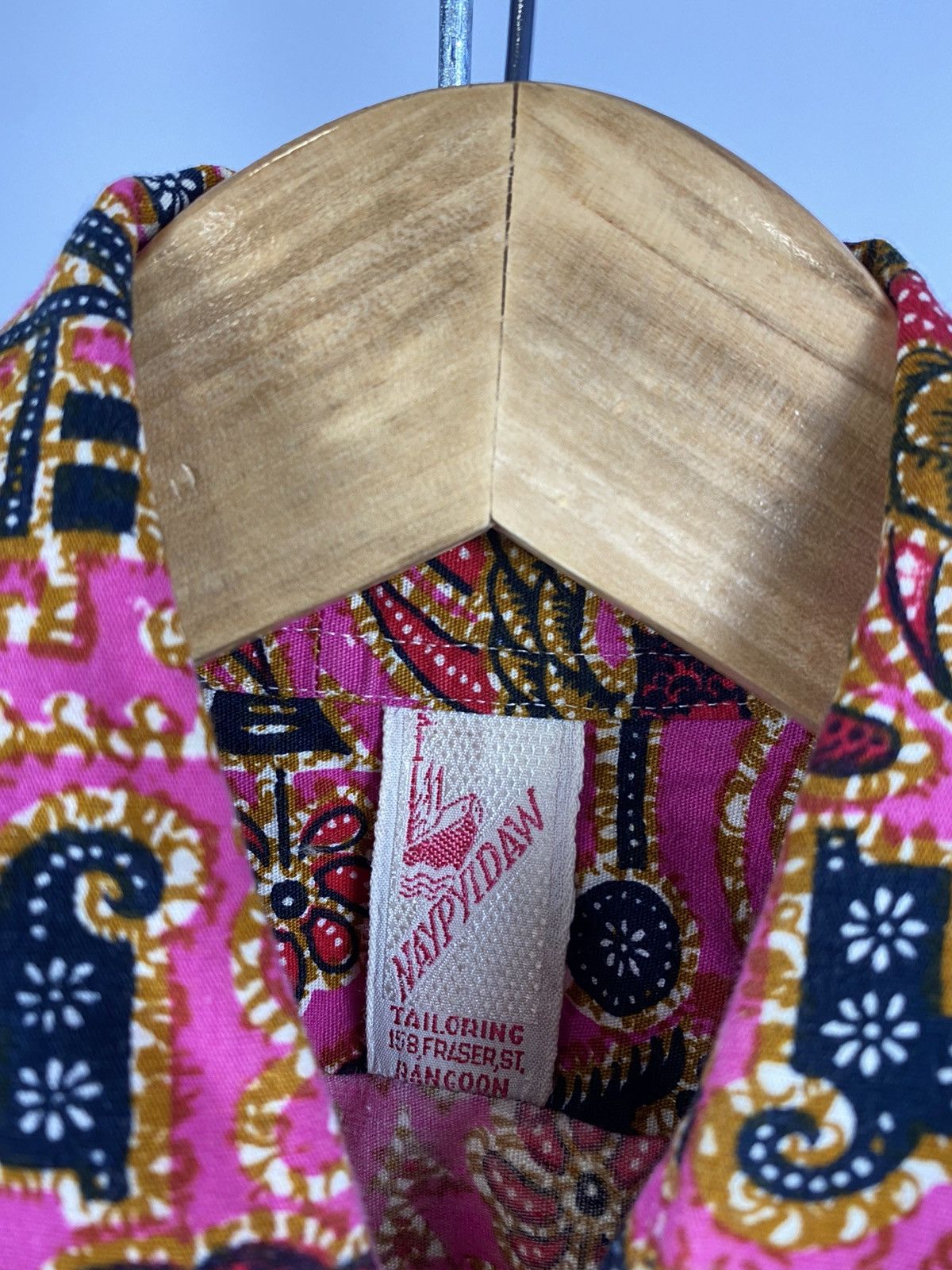 Vintage Crazy shirt short sleeve streetwear vintage red/pink size S Size US S / EU 44-46 / 1 - 3 Thumbnail