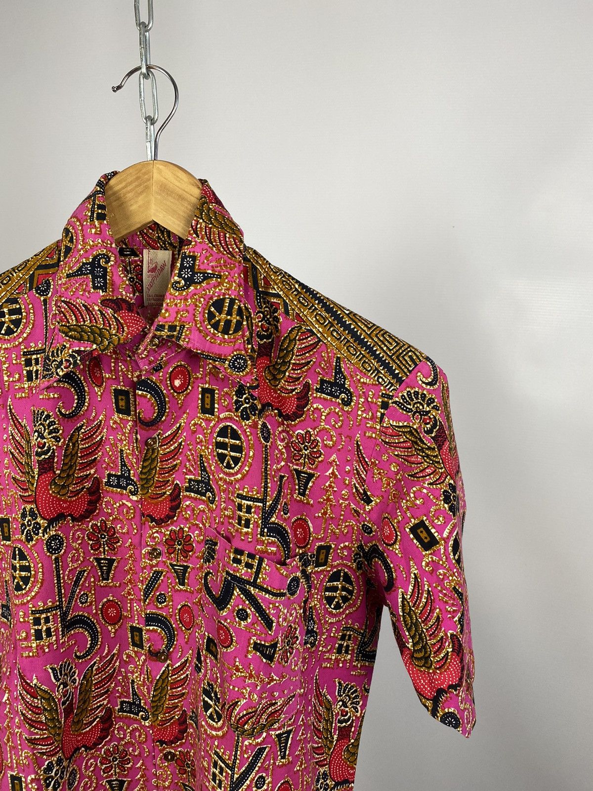 Vintage Crazy shirt short sleeve streetwear vintage red/pink size S Size US S / EU 44-46 / 1 - 2 Thumbnail