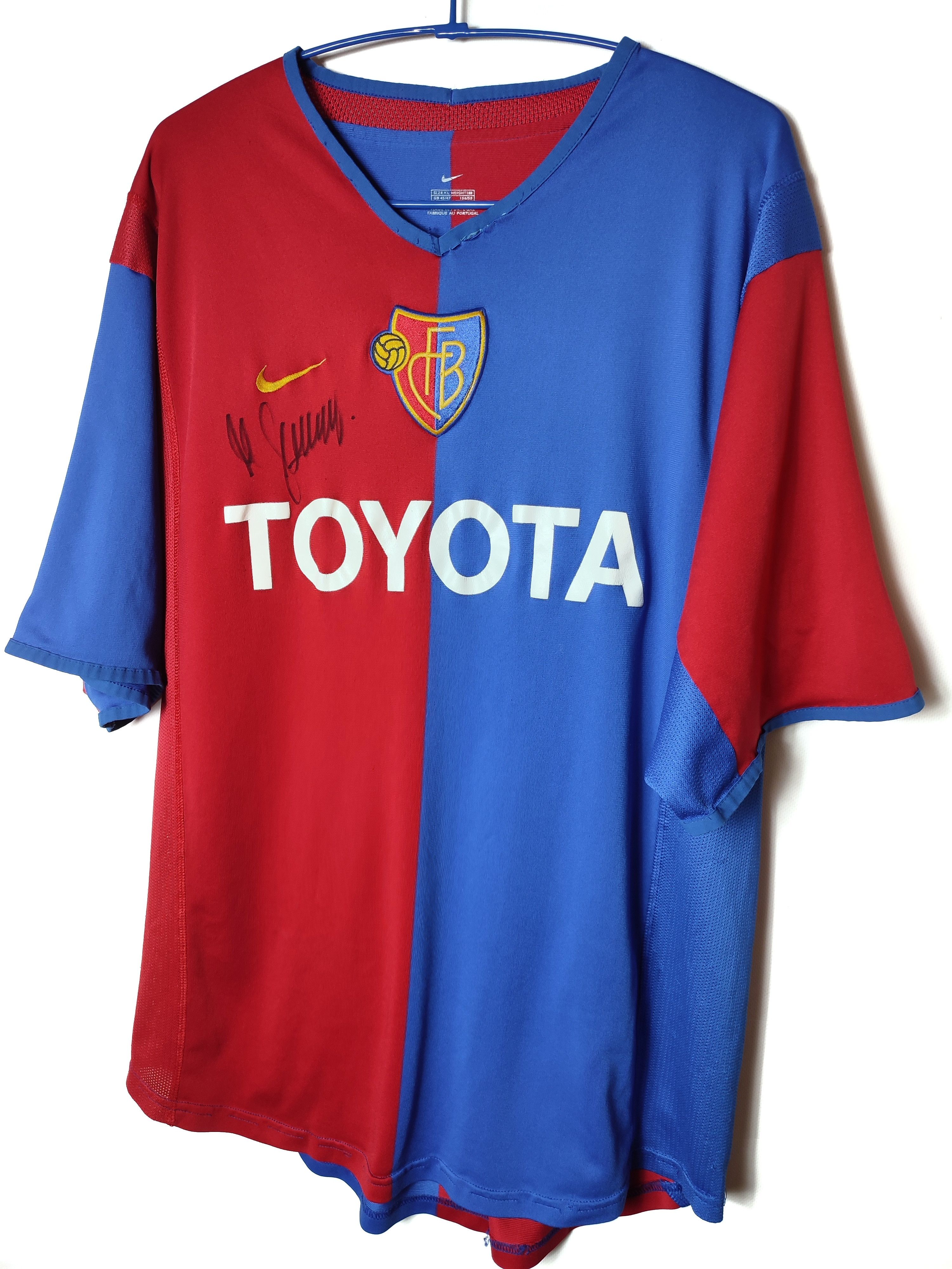 Nike Vintage Nike FC Basel 02/03 Home shirt signed jersey Size US XL / EU 56 / 4 - 2 Thumbnail