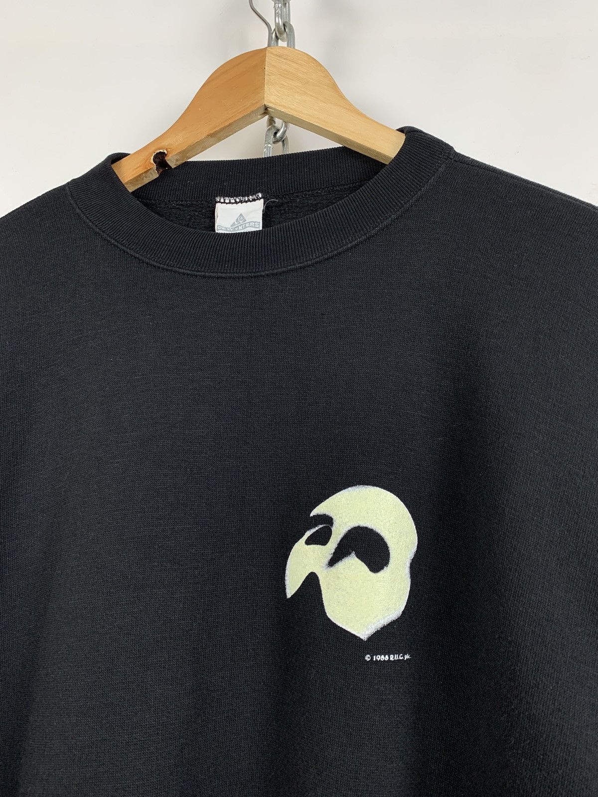Vintage 1986 Vintage The Phantom Of The Opera Sweatshirt Kanye Style Size US M / EU 48-50 / 2 - 8 Thumbnail