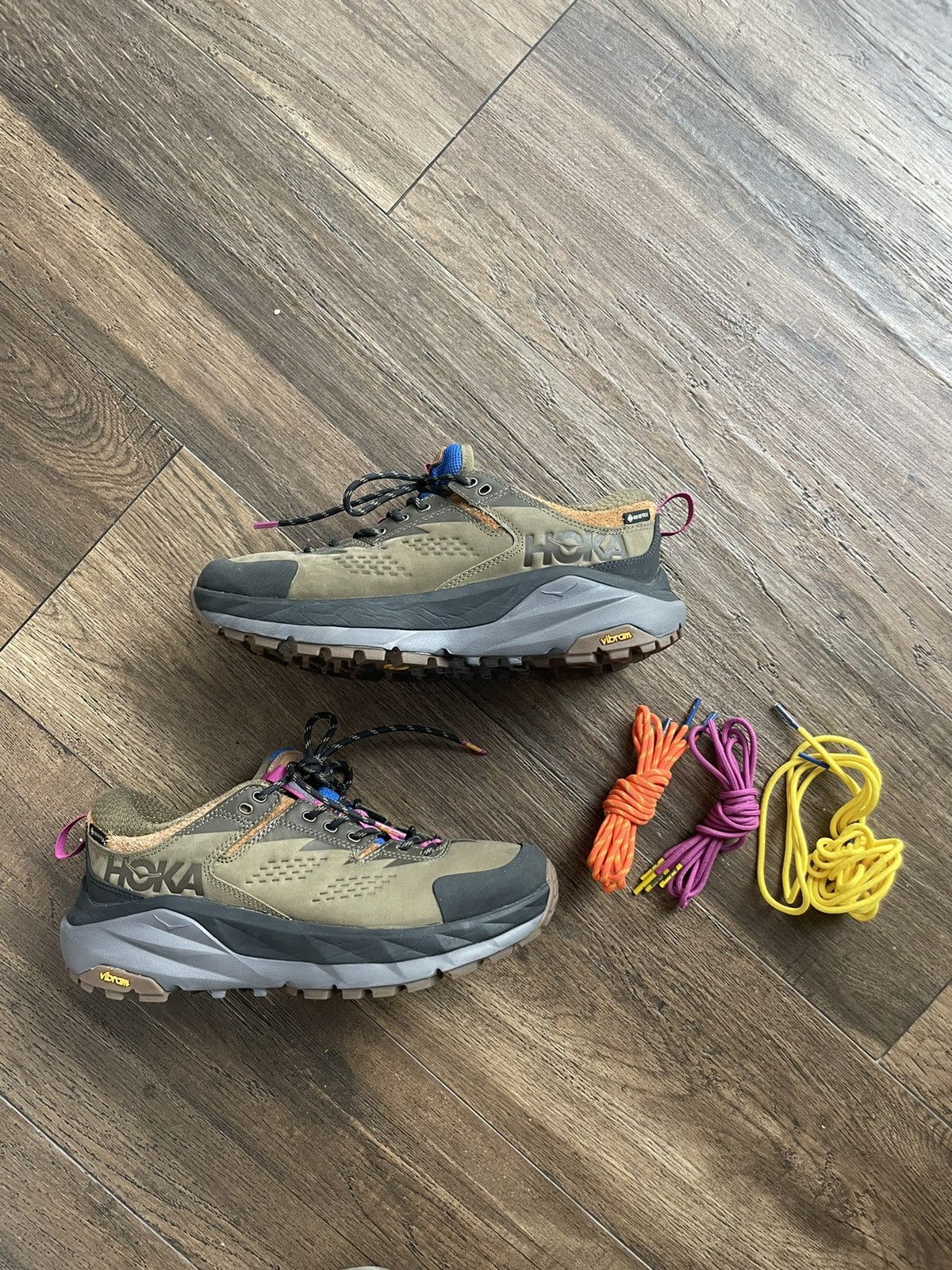 Bodega × Hoka Hoka One One Kaha Low GTX Size US 8 / EU 41 - 1 Thumbnail