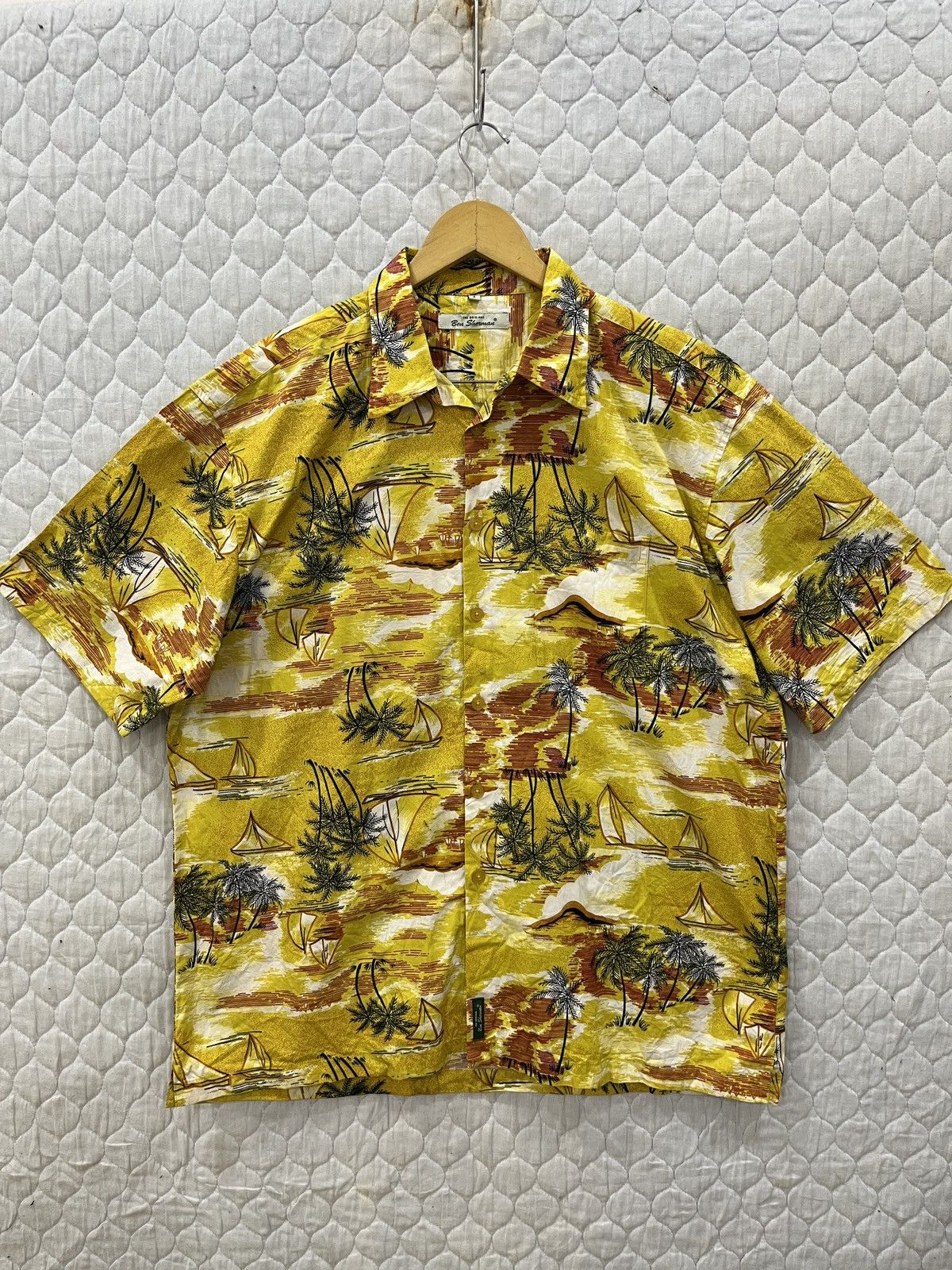 Ben Sherman (Ww). BEN SHERMAN HAWAIIAN SHIRT Size US XL / EU 56 / 4 - 1 Thumbnail