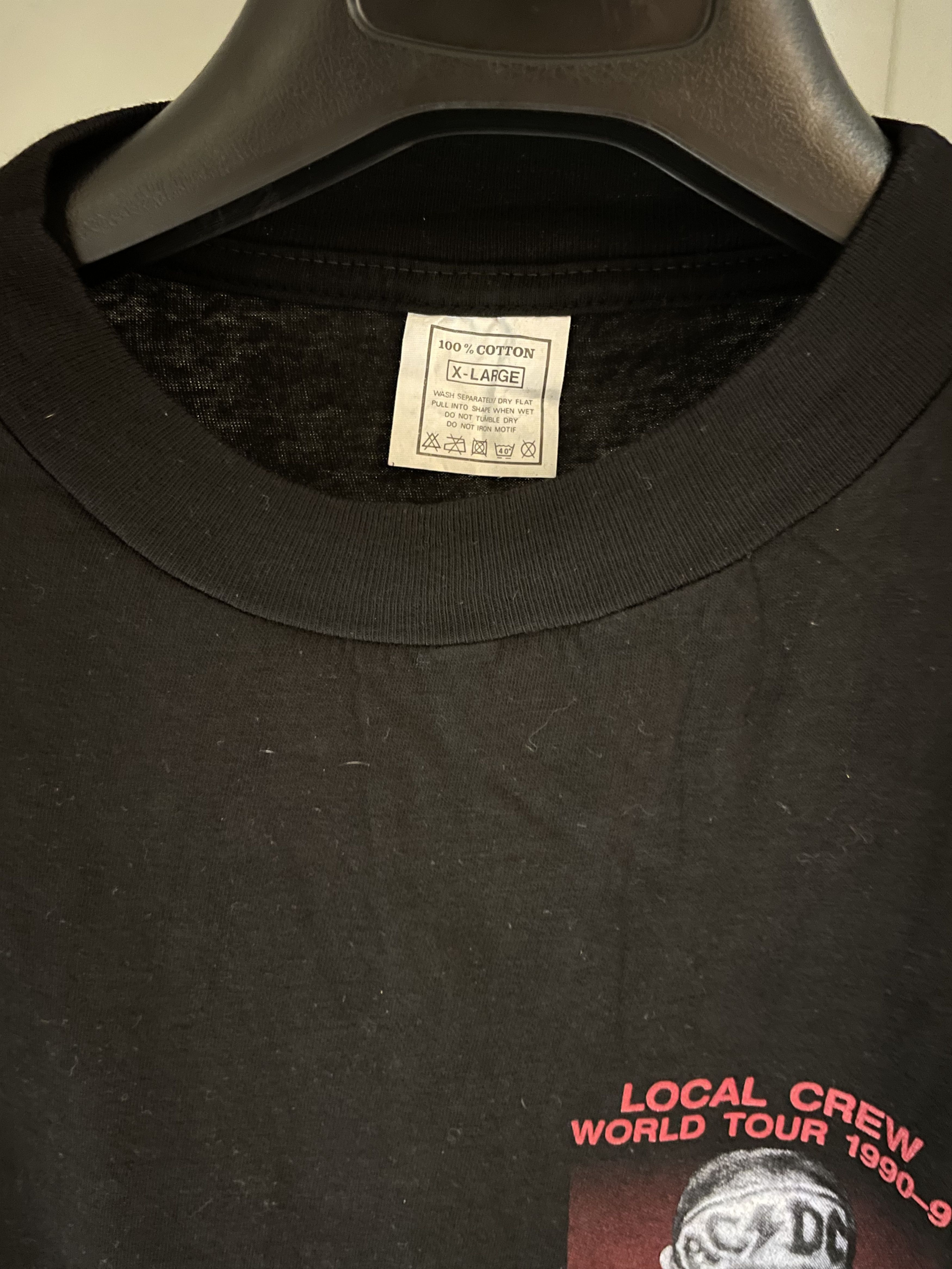 Band Tees Vintage 1990 Acdc The Razors Edge Local Crew world tour tee Size US L / EU 52-54 / 3 - 2 Thumbnail