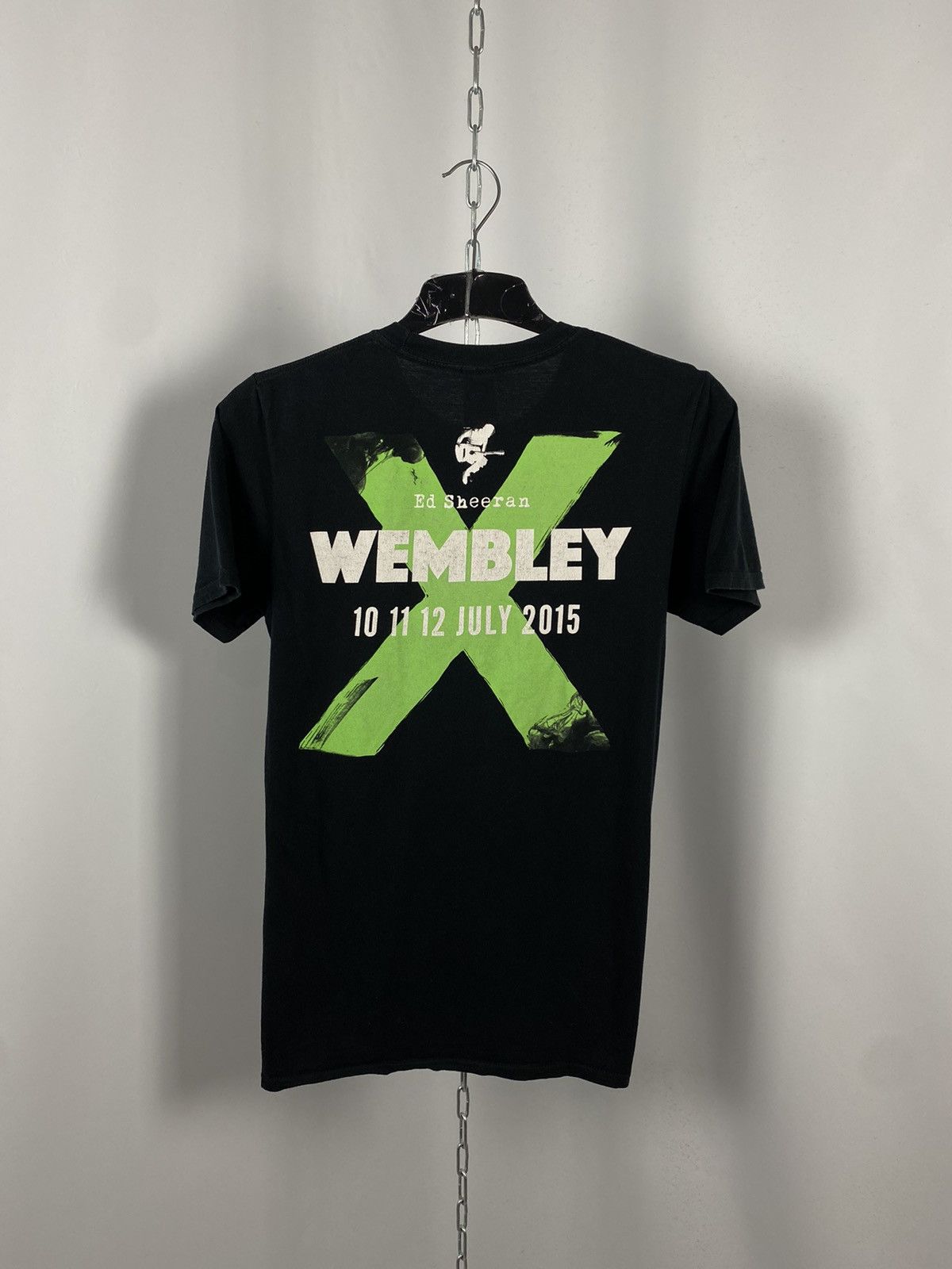 Band Tees Ed Sheeran big logo rock tee band tee size M Size US S / EU 44-46 / 1 - 6 Thumbnail