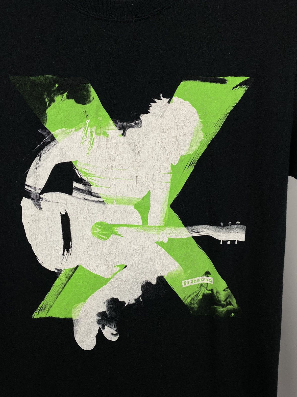 Band Tees Ed Sheeran big logo rock tee band tee size M Size US S / EU 44-46 / 1 - 3 Thumbnail