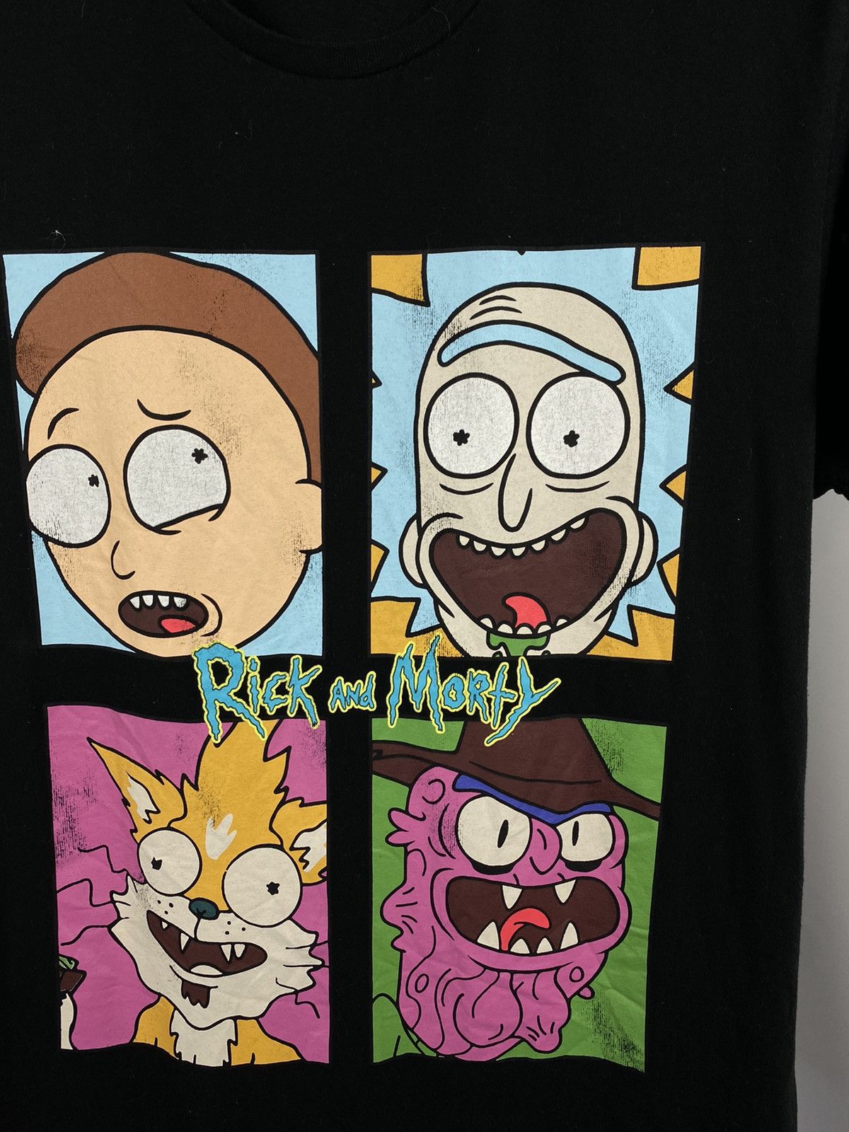 Other Rick and Morty T-shirts movie big logo size XL Size US XL / EU 56 / 4 - 3 Thumbnail