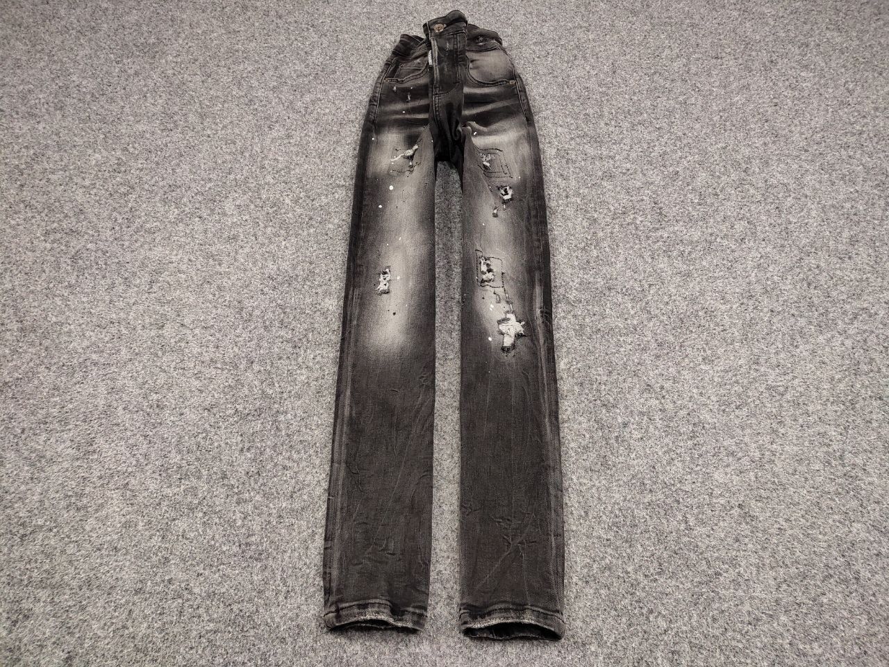 Dsquared2 Dsquared2 Designer Black Paint Logo Distressed Denim Jeans Size US 30 / EU 46 - 2 Thumbnail